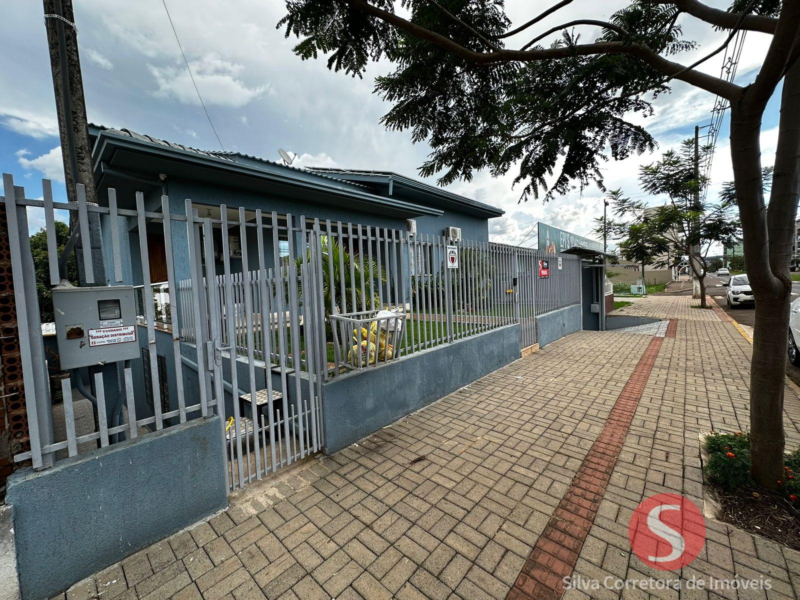 Casa a venda, localizada no Bairro So Francisco de Xavier, Dois Vizinhos-PR.