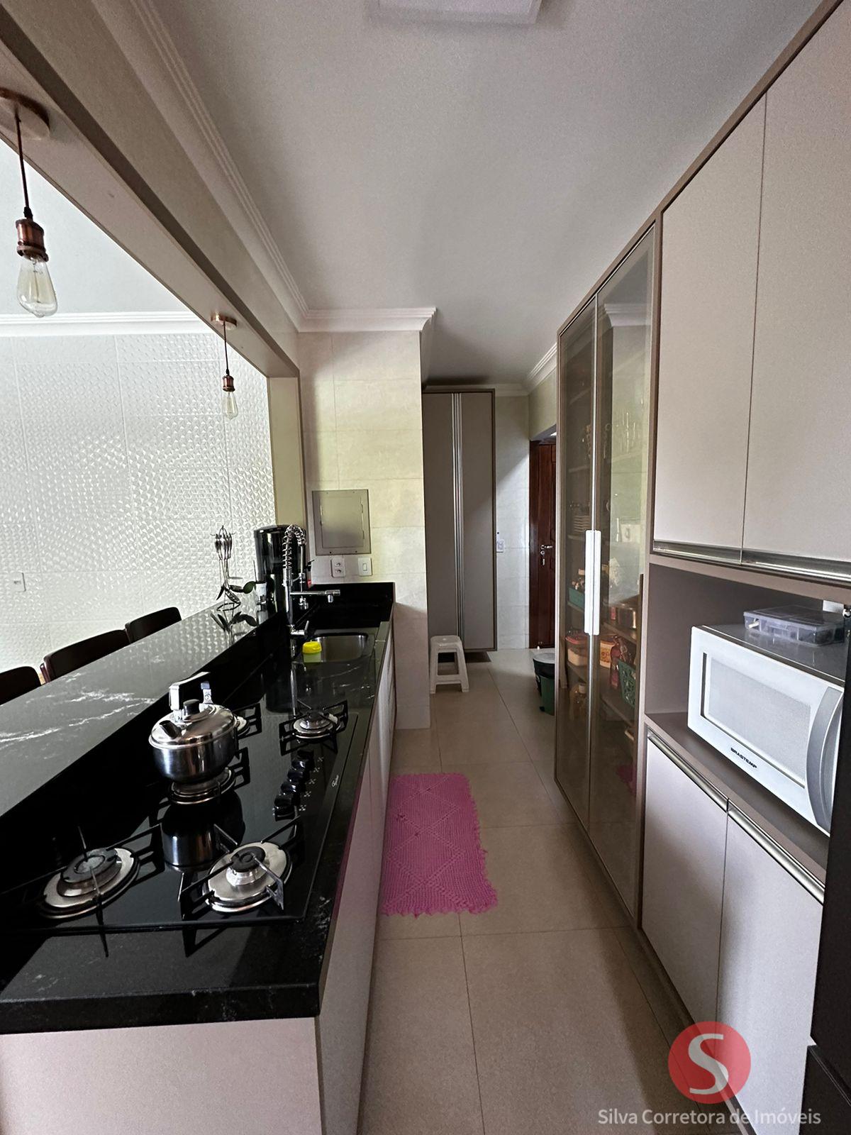 Casa a venda, localizada no Bairro So Francisco de Xavier, Dois Vizinhos-PR.