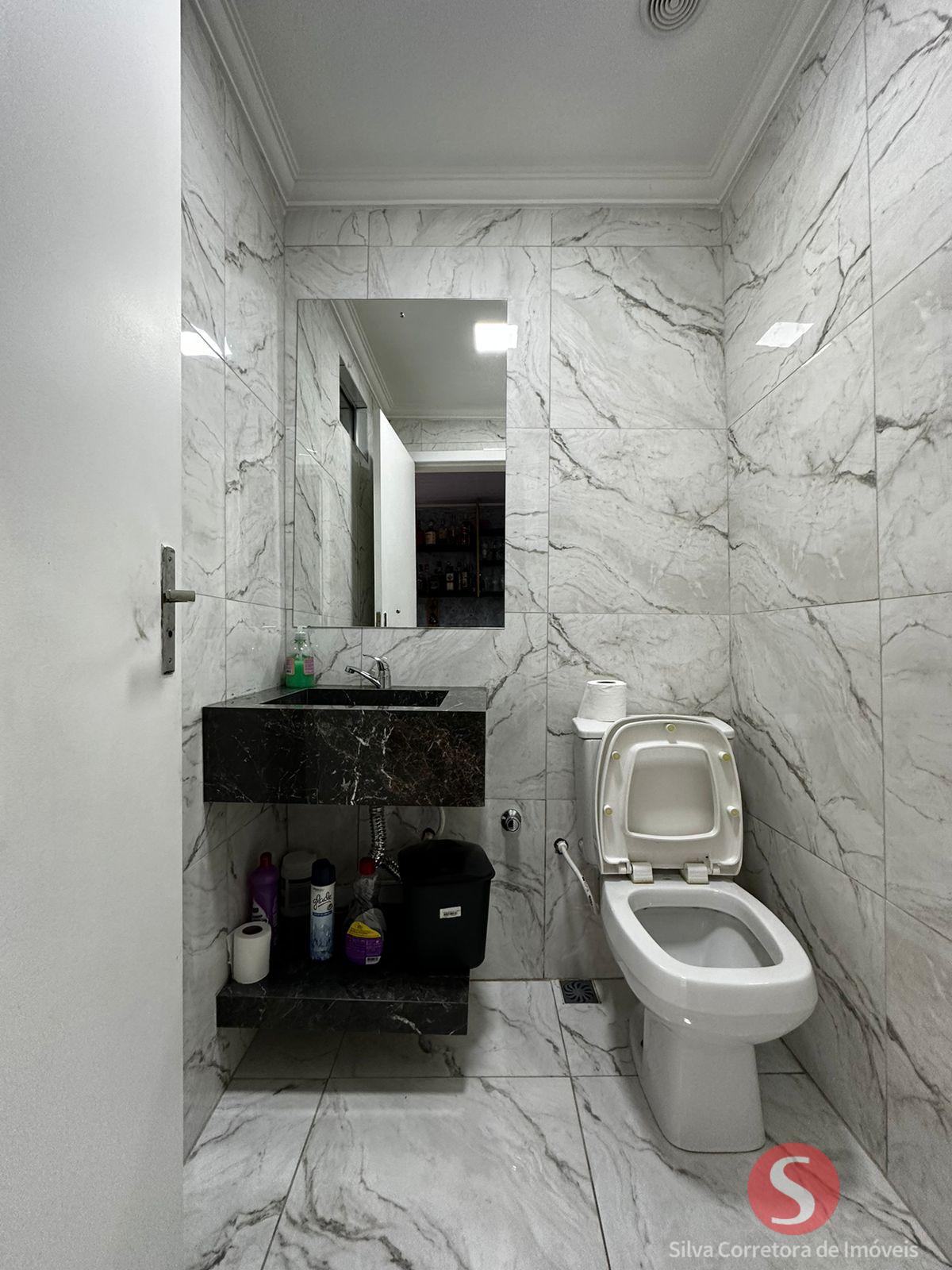 Casa a venda, localizada no Bairro So Francisco de Xavier, Dois Vizinhos-PR.