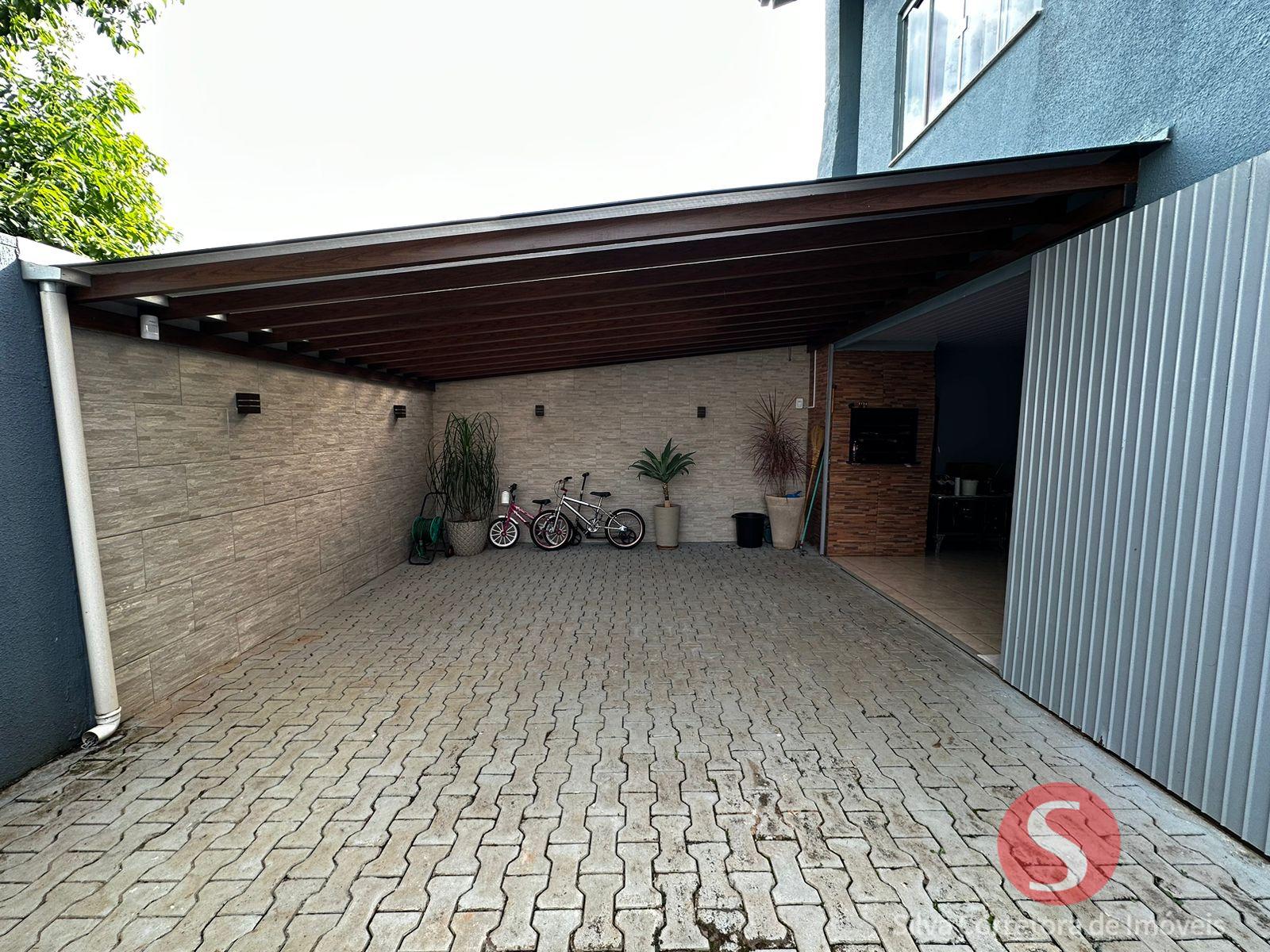 Casa a venda, localizada no Bairro So Francisco de Xavier, Dois Vizinhos-PR.