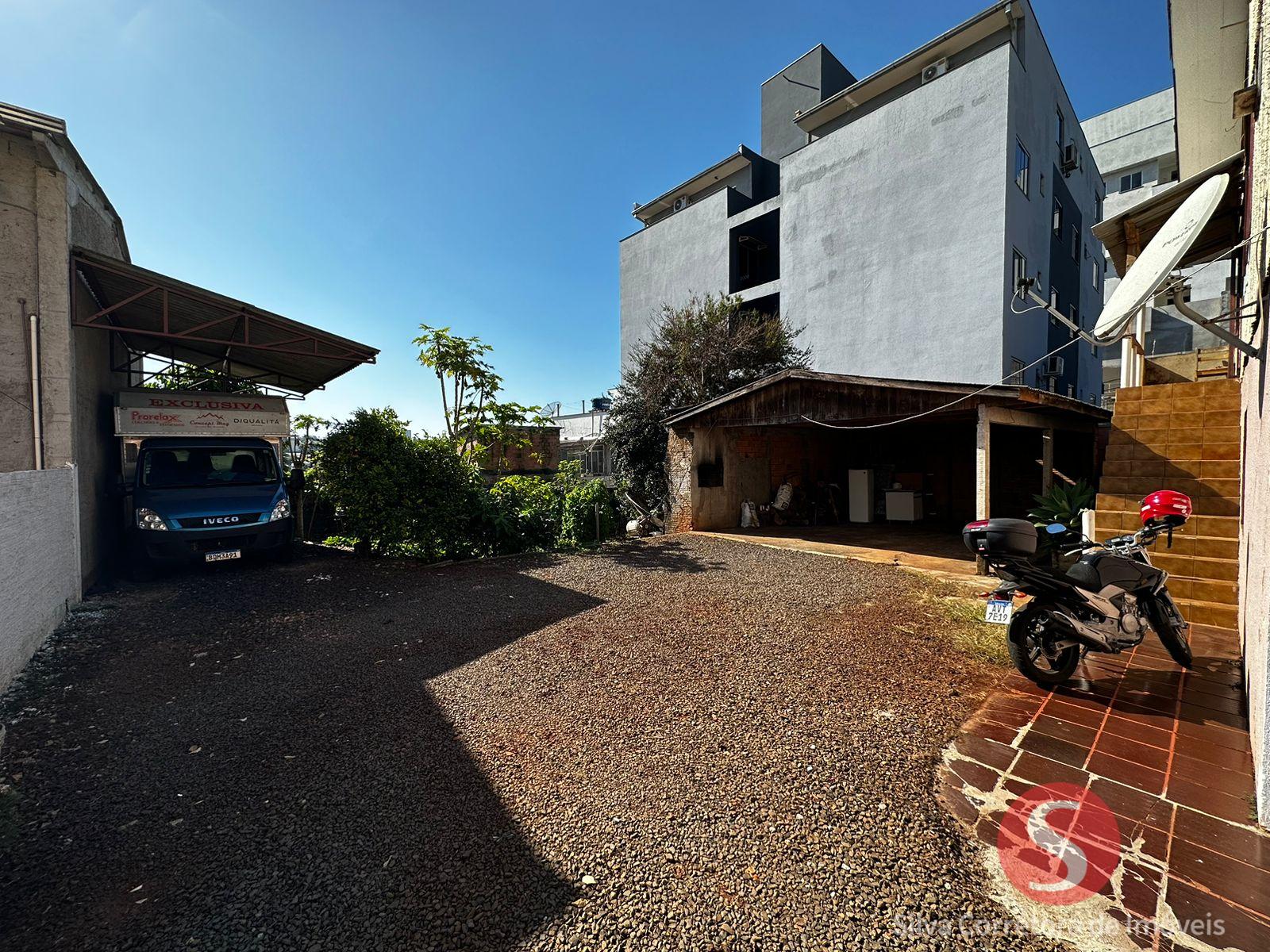 Lote comercial a venda localizado no Centro Sul, Dois Vizinhos-PR.