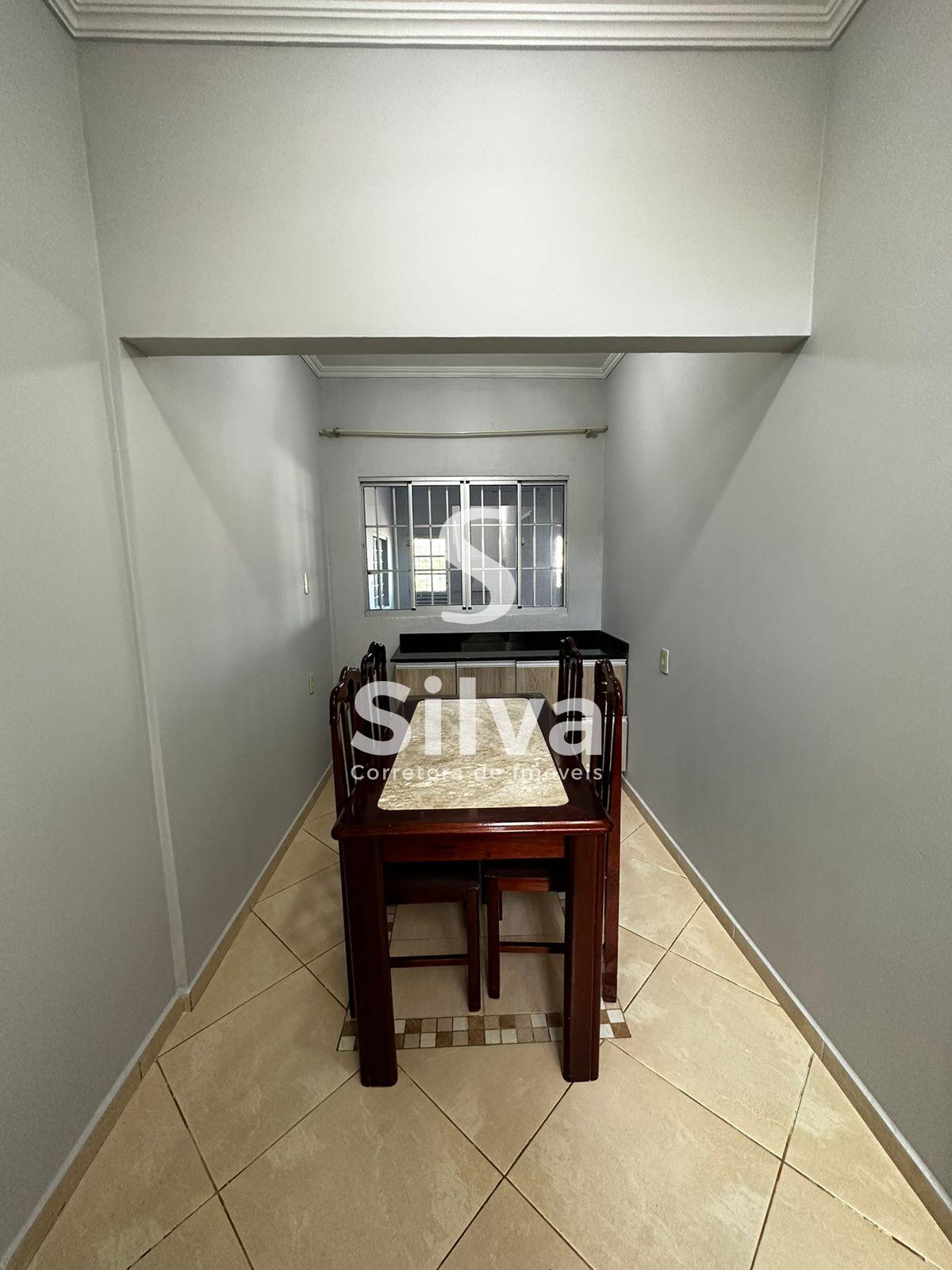 Sobrado a venda, localizado no Bairro da Luz, Dois Vizinhos-PR
