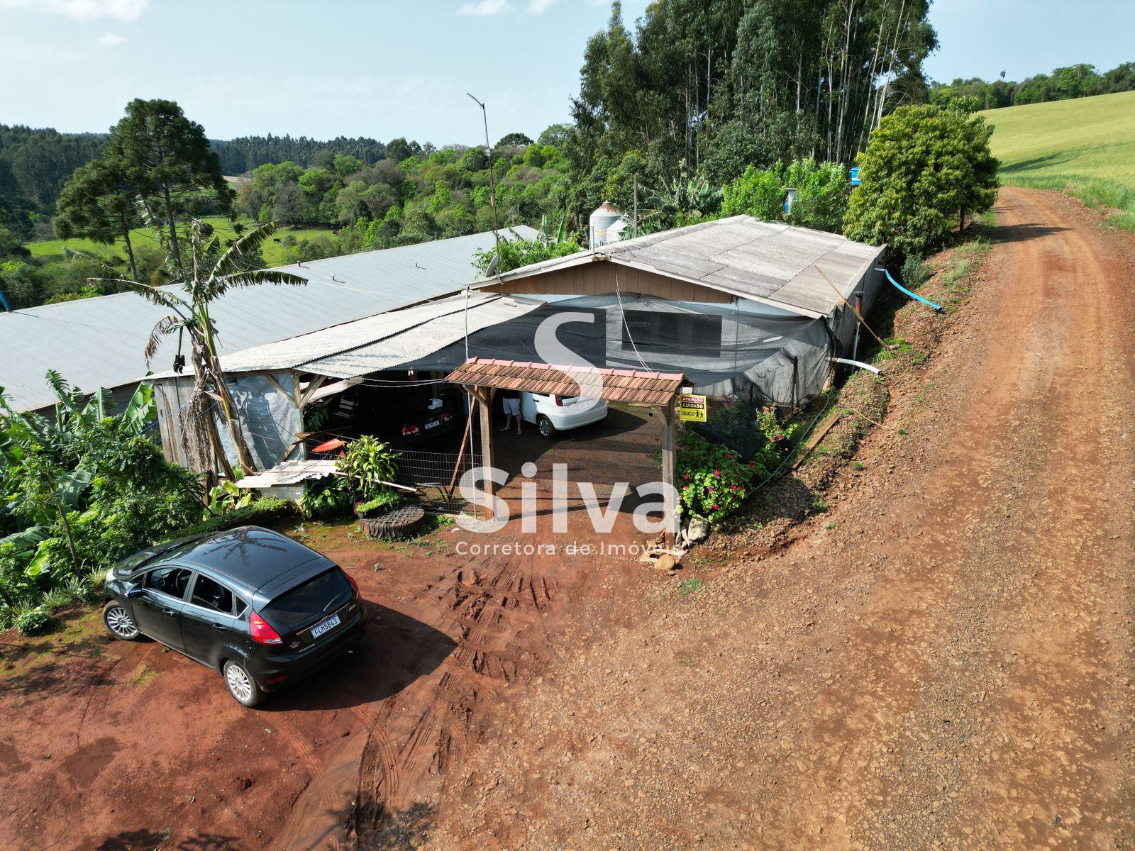 Stio a venda, localizado na linha Retiro do Pinhal, Coronel Vivida-PR.