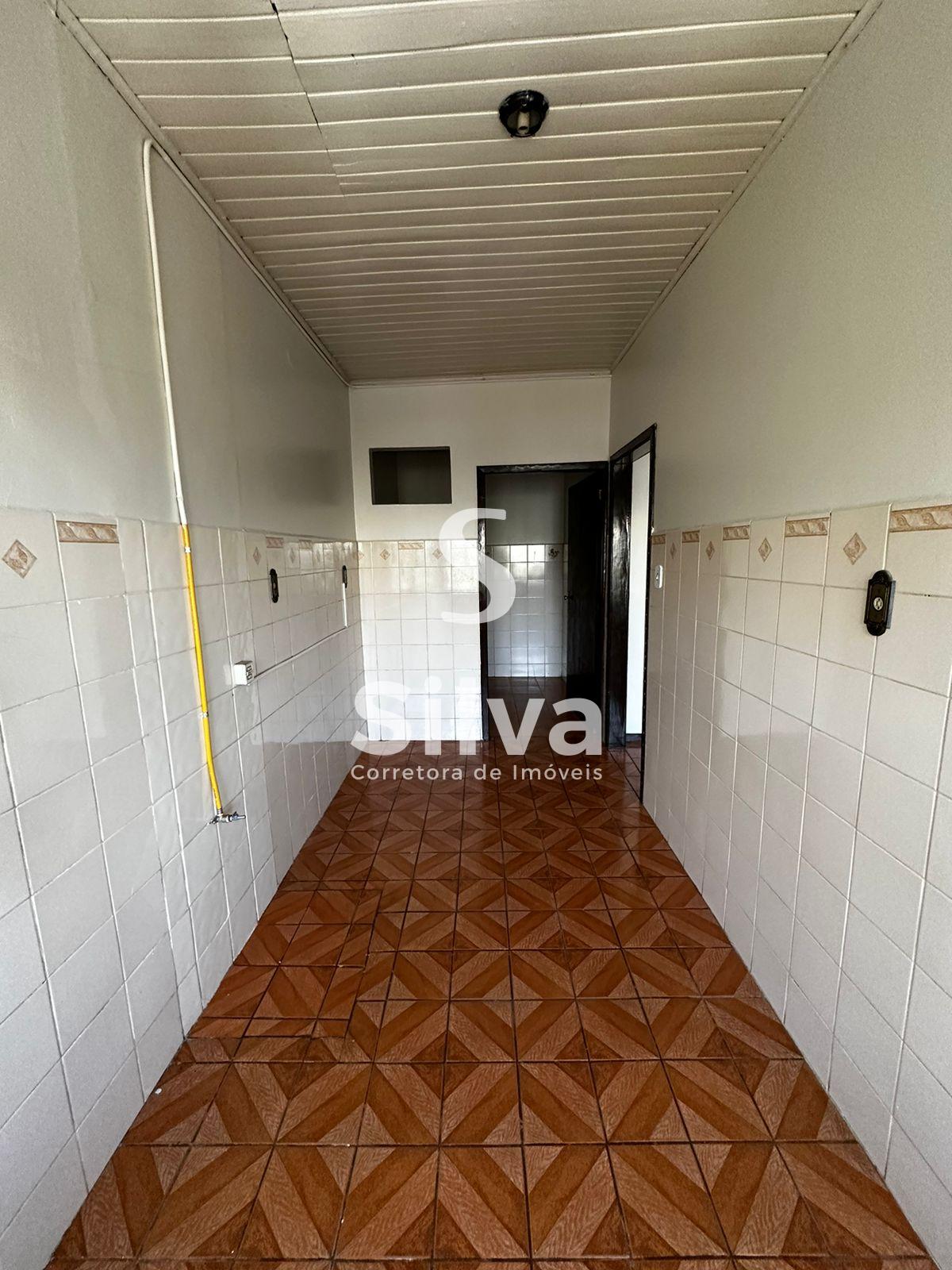 Apartamento Para Locao com 02 dormitrios - Centro Sul.