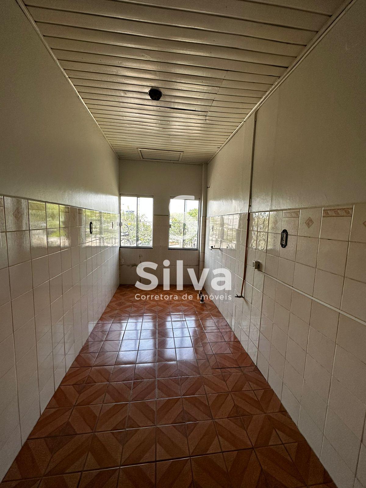 Apartamento Para Locao com 02 dormitrios - Centro Sul.