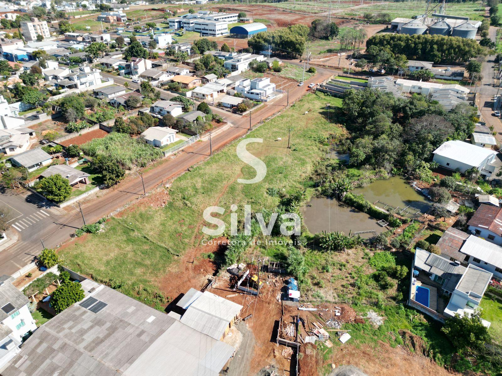Chcara a venda, localizada no centro da cidade de Dois Vizinhos-PR.