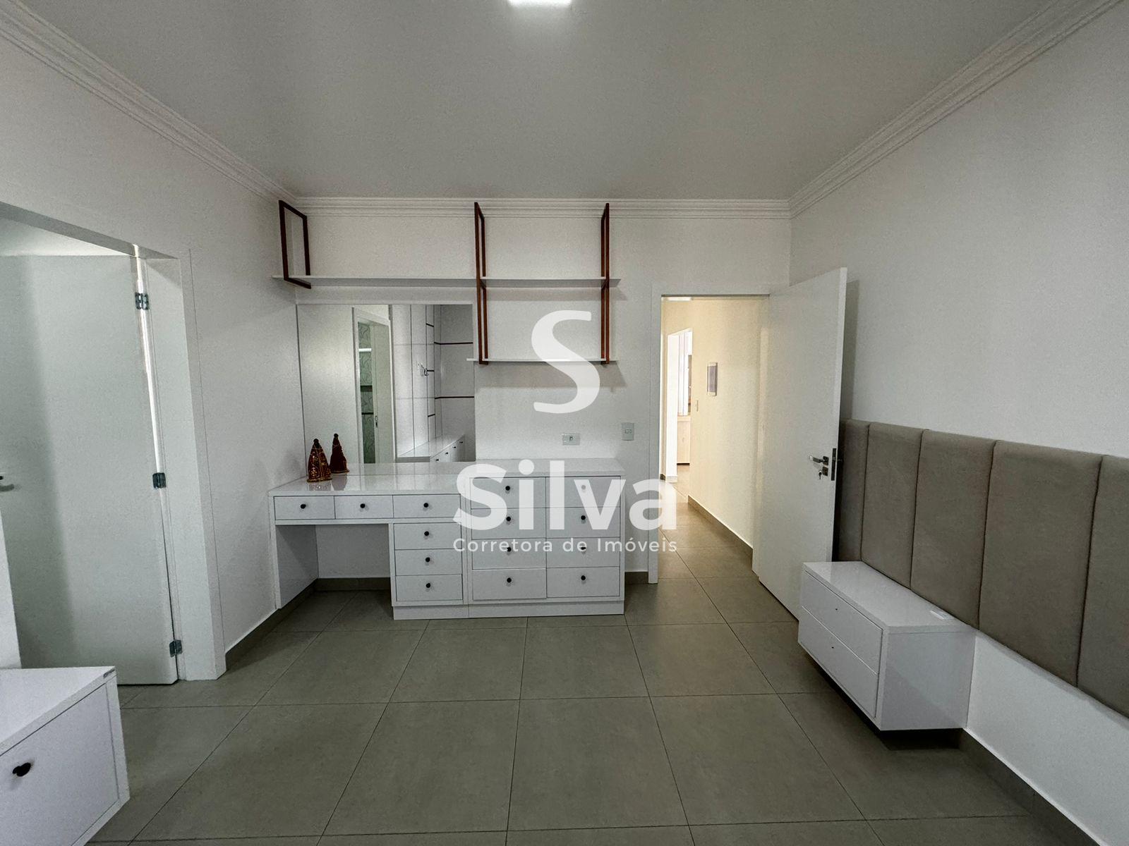 Casa a venda, localizada no Bairro So Francisco de Assis, Dois Vizinhos-PR.