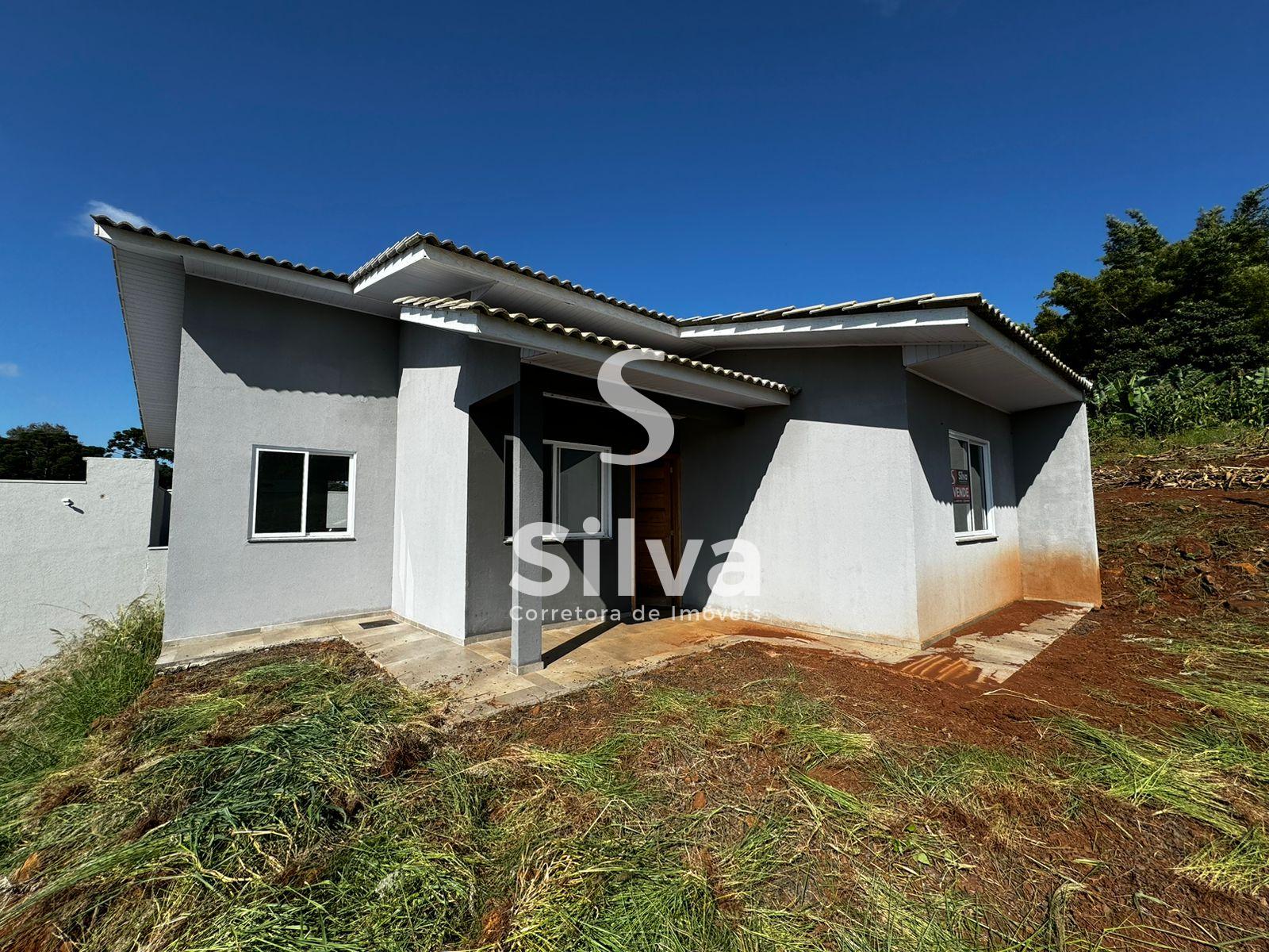 Casa a venda, localizada no Loteamento Alto da Zacarias, Dois Vizinhos-PR.