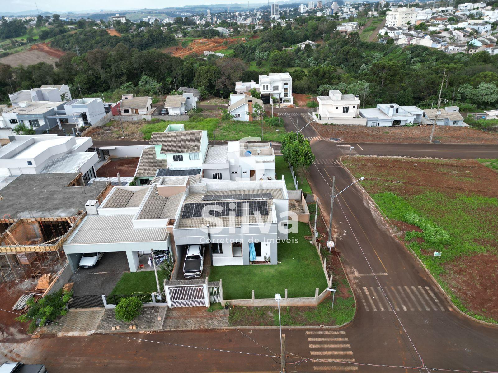 Casa a venda, localizada no Loteamento Verdi   Cardoso, Dois Vizinhos-PR.