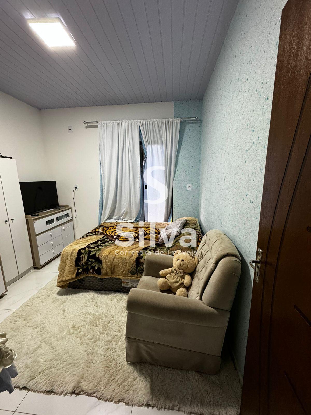 Casa a venda, localizada no Loteamento Verdi   Cardoso, Dois Vizinhos-PR.