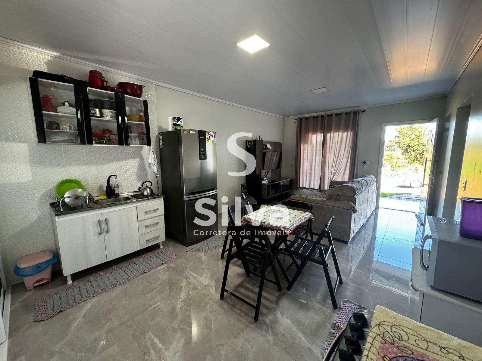 Casa a venda, localizada no Loteamento Alto da Zacarias, Dois Vizinhos-PR.