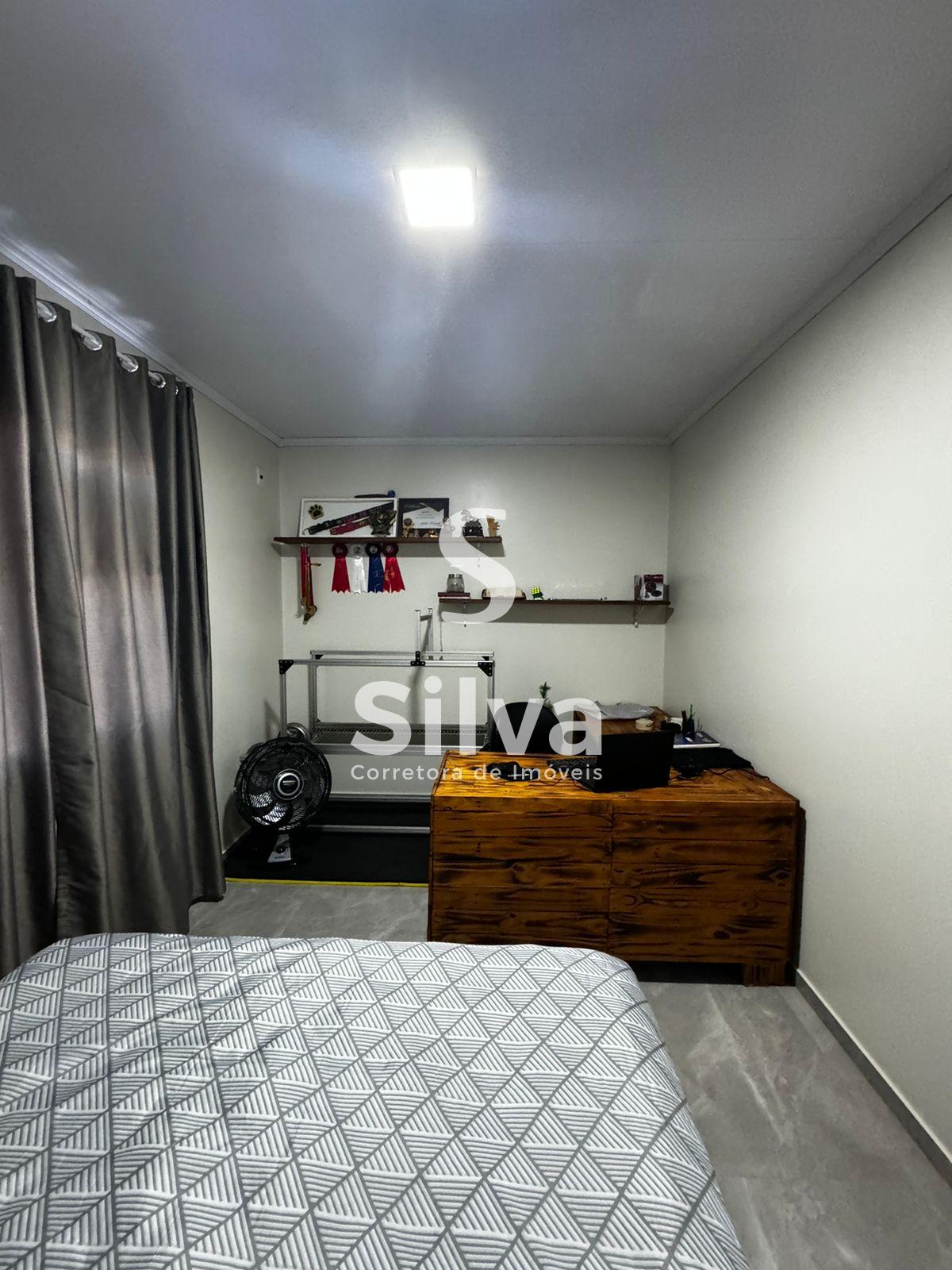 Casa a venda, localizada no Loteamento Alto da Zacarias, Dois Vizinhos-PR.