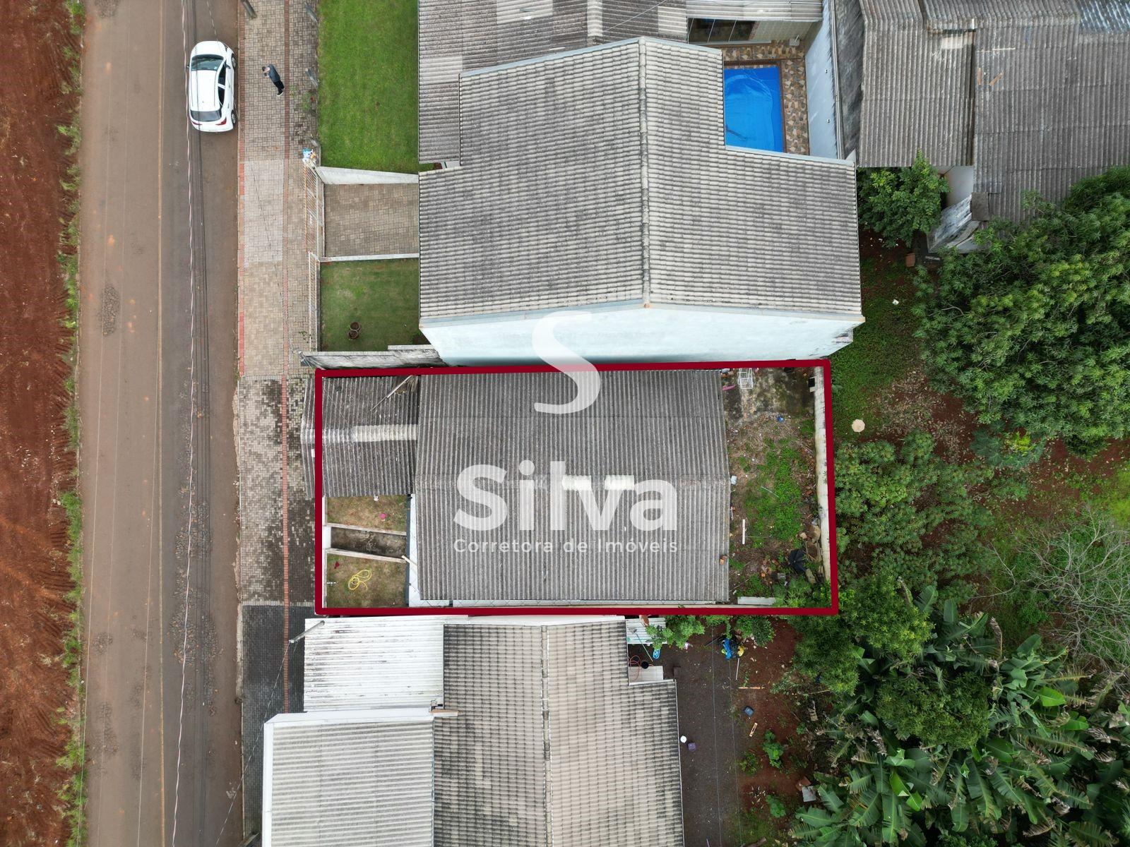 Casa a venda localizada no Bairro So Francisco de Assis, Dois Vizinhos-PR.