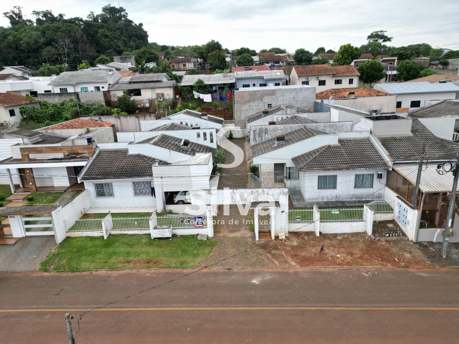 Casa a venda localizada em condomnio, no Bairro Margarida Galvan, Dois Vizinhos-PR.