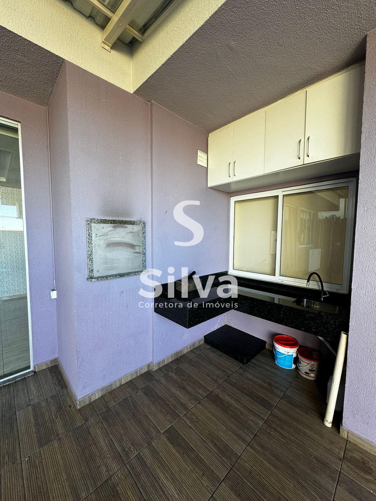 Casa a venda, localizada no Bairro So Francisco de Assis, Dois Vizinos-PR.