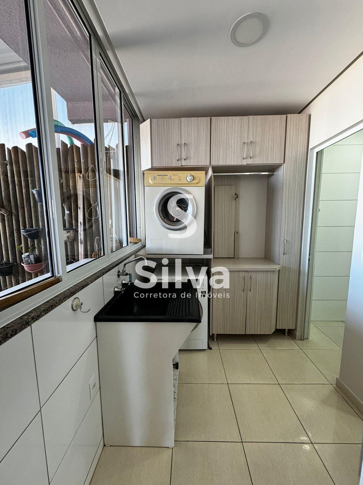 Casa a venda, localizada no Bairro So Francisco de Assis, Dois Vizinos-PR.