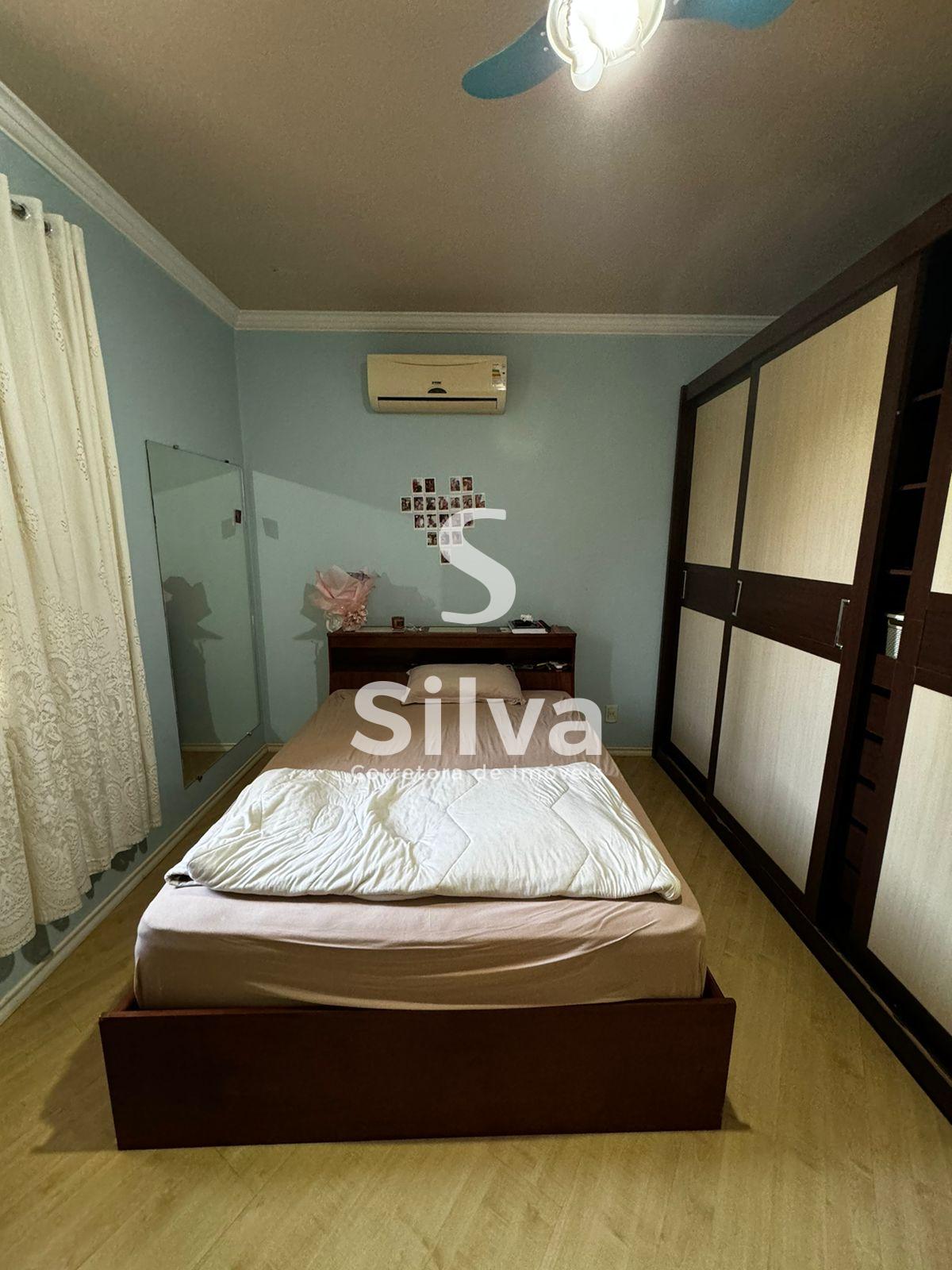 Casa a venda localizada no Centro Norte, Dois Vizinhos-PR.