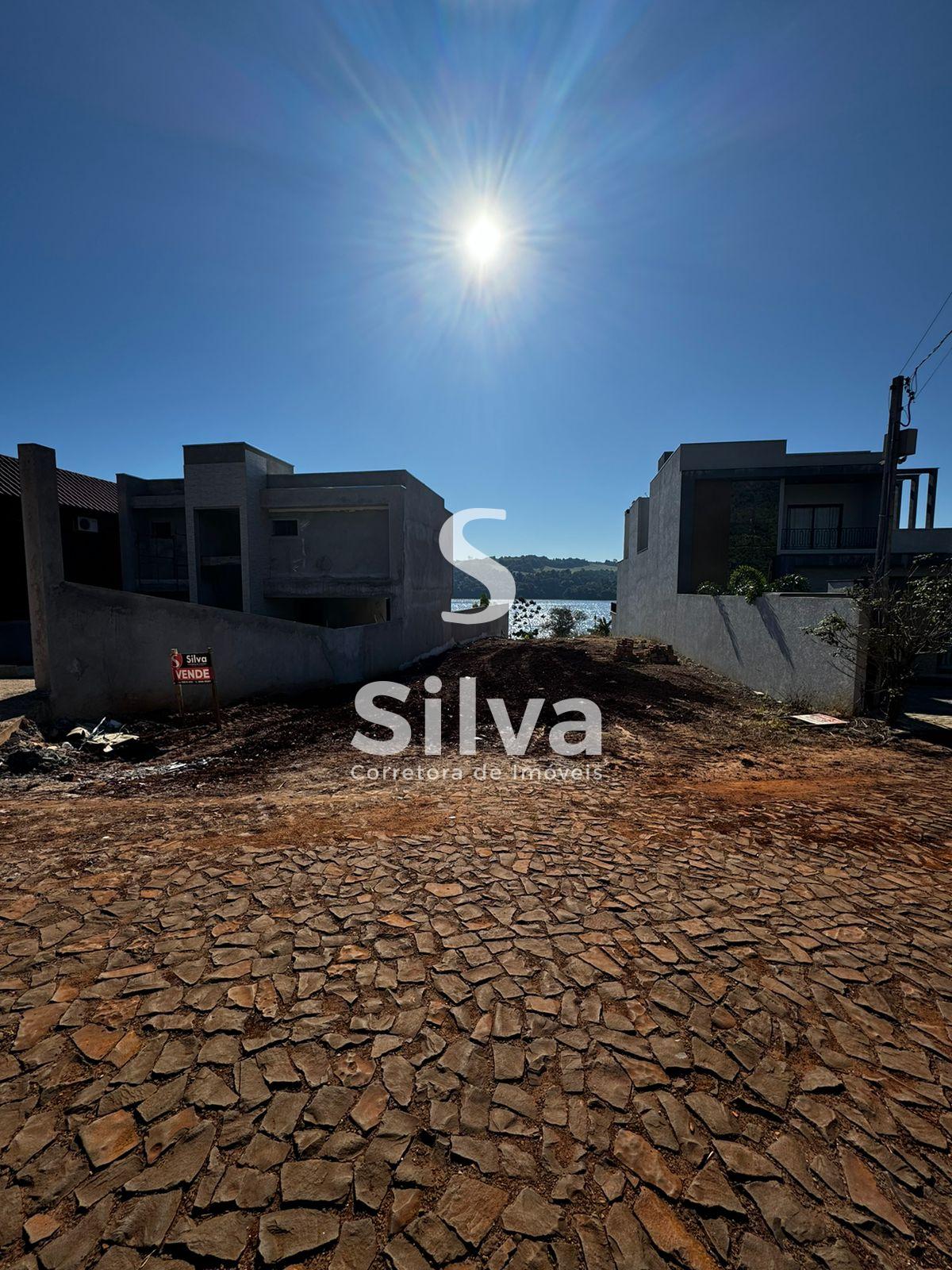 Lote a venda localizado no Alagado, Loteamento Favin, Cruzeiro do Iguau-PR.
