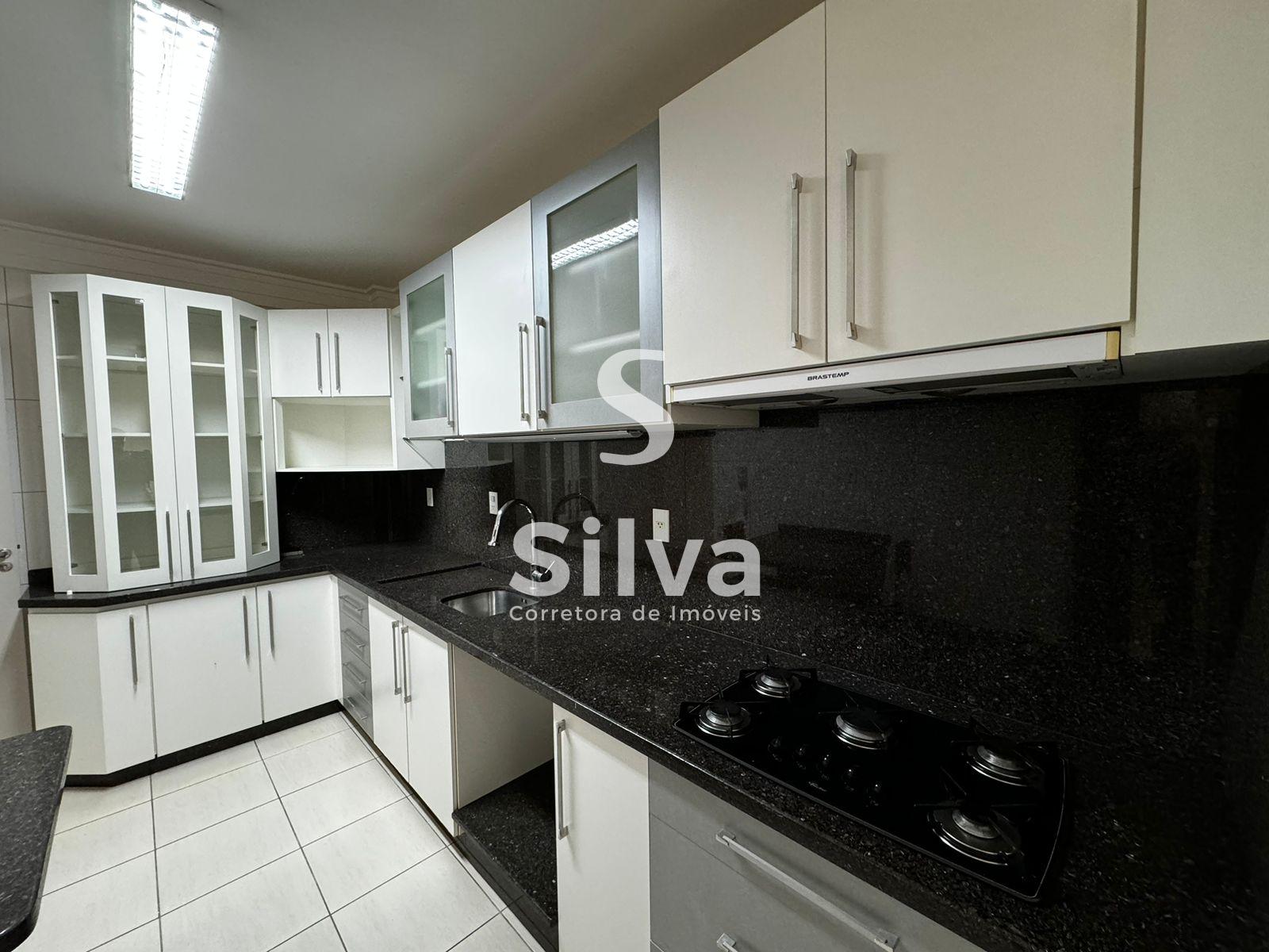 Apartamento para loca��o com 01 su�te e 02 dormit�rios - Centro Norte.