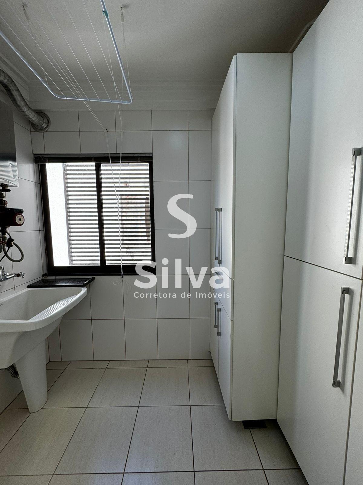 Apartamento para loca��o com 01 su�te e 02 dormit�rios - Centro Norte.