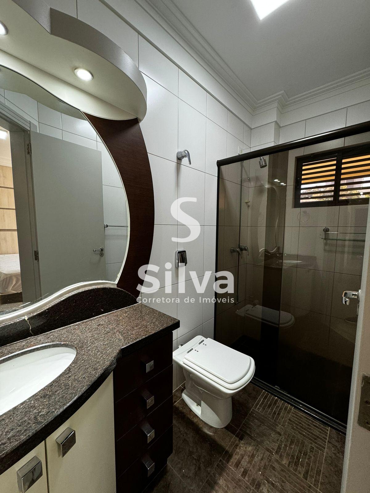 Apartamento para loca��o com 01 su�te e 02 dormit�rios - Centro Norte.