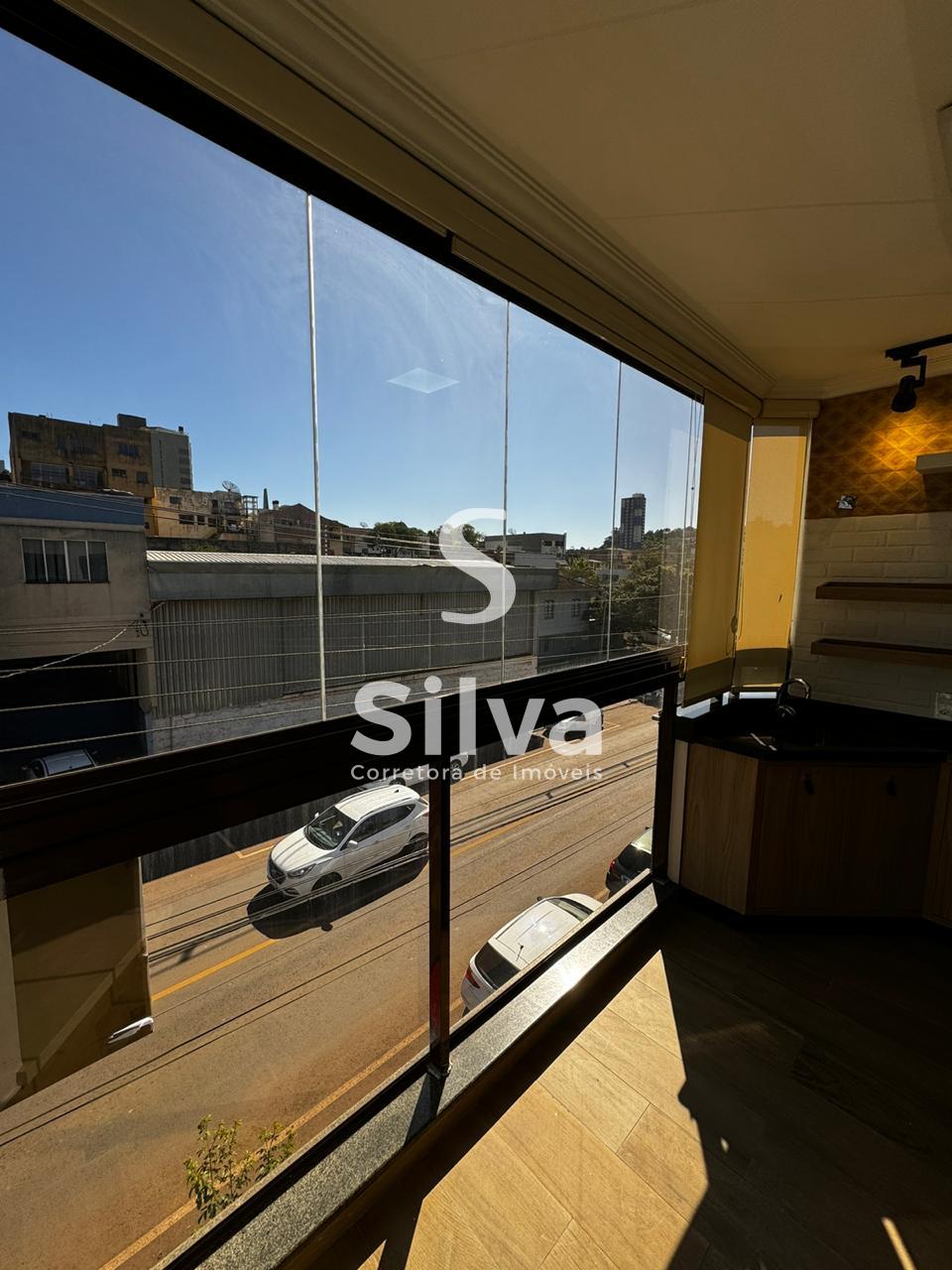 Apartamento para loca��o com 01 su�te e 02 dormit�rios - Centro Norte.