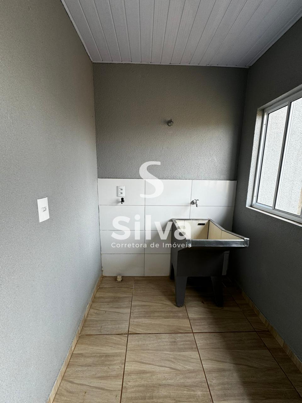 Casa a venda localizada no Bairro Margarida Galvan, Dois Vizinhos-PR.