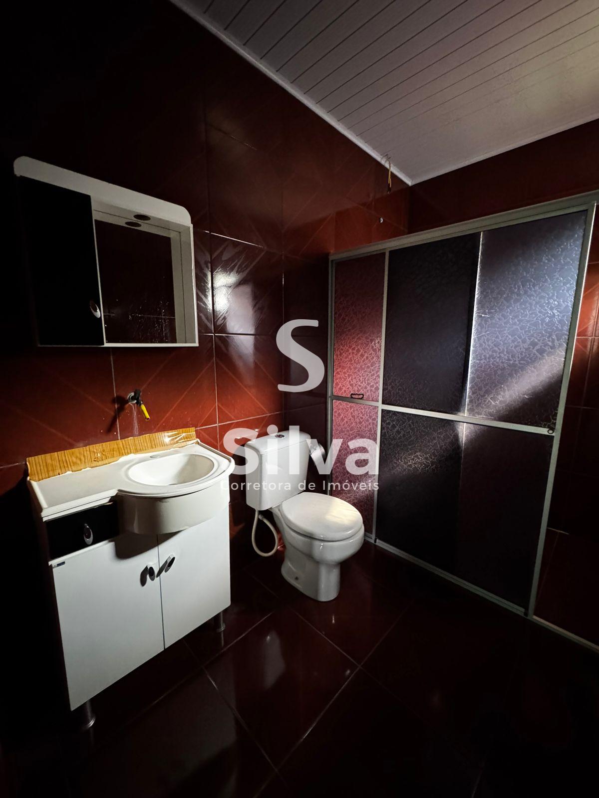 Casa a venda localizada no Bairro Nossa Senhora de Lurdes, Dois Vizinhos-PR.
