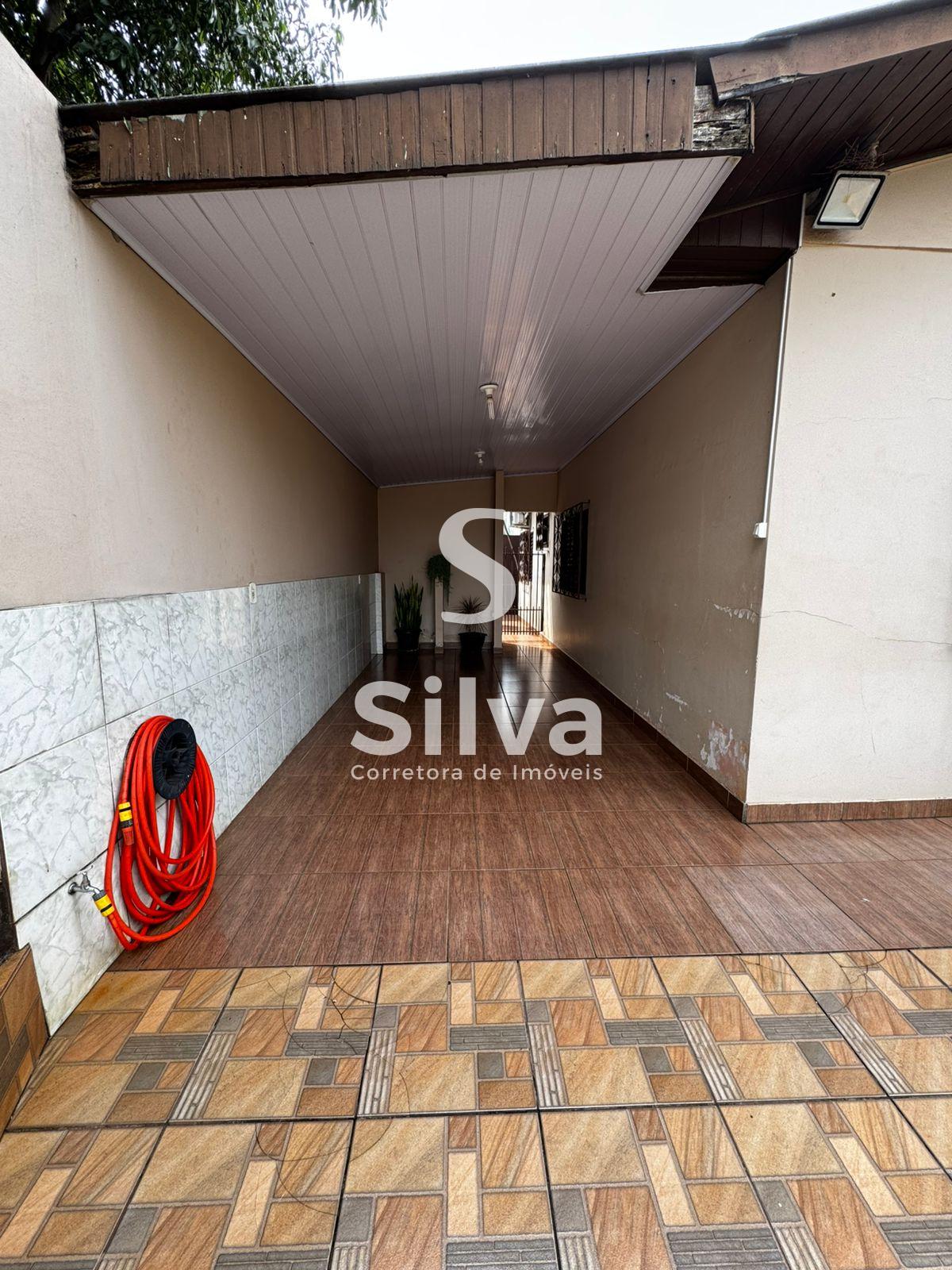 Casa a venda localizada no Centro Sul, Dois Vizinhos-PR.