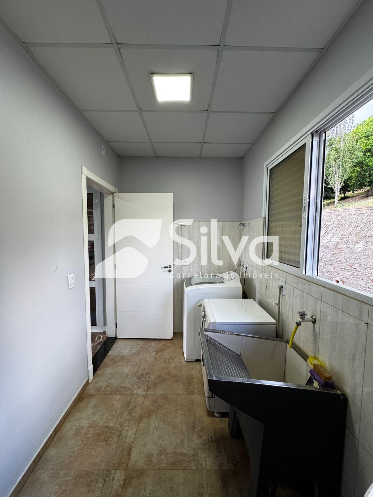 Casa a venda localizada no Condomnio Acqua Verde, Dois Vizinhos-PR.