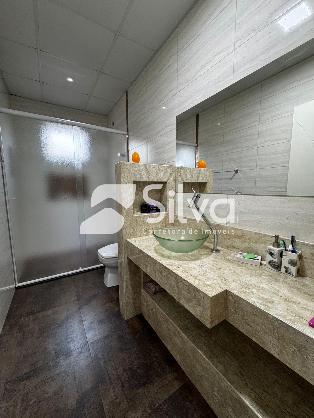 Casa a venda localizada no Condomnio Acqua Verde, Dois Vizinhos-PR.