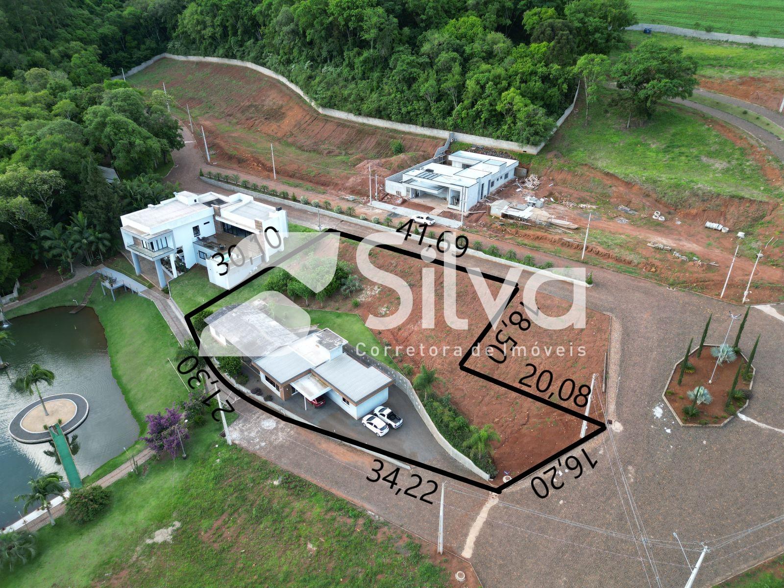 Casa a venda localizada no Condomnio Acqua Verde, Dois Vizinhos-PR.