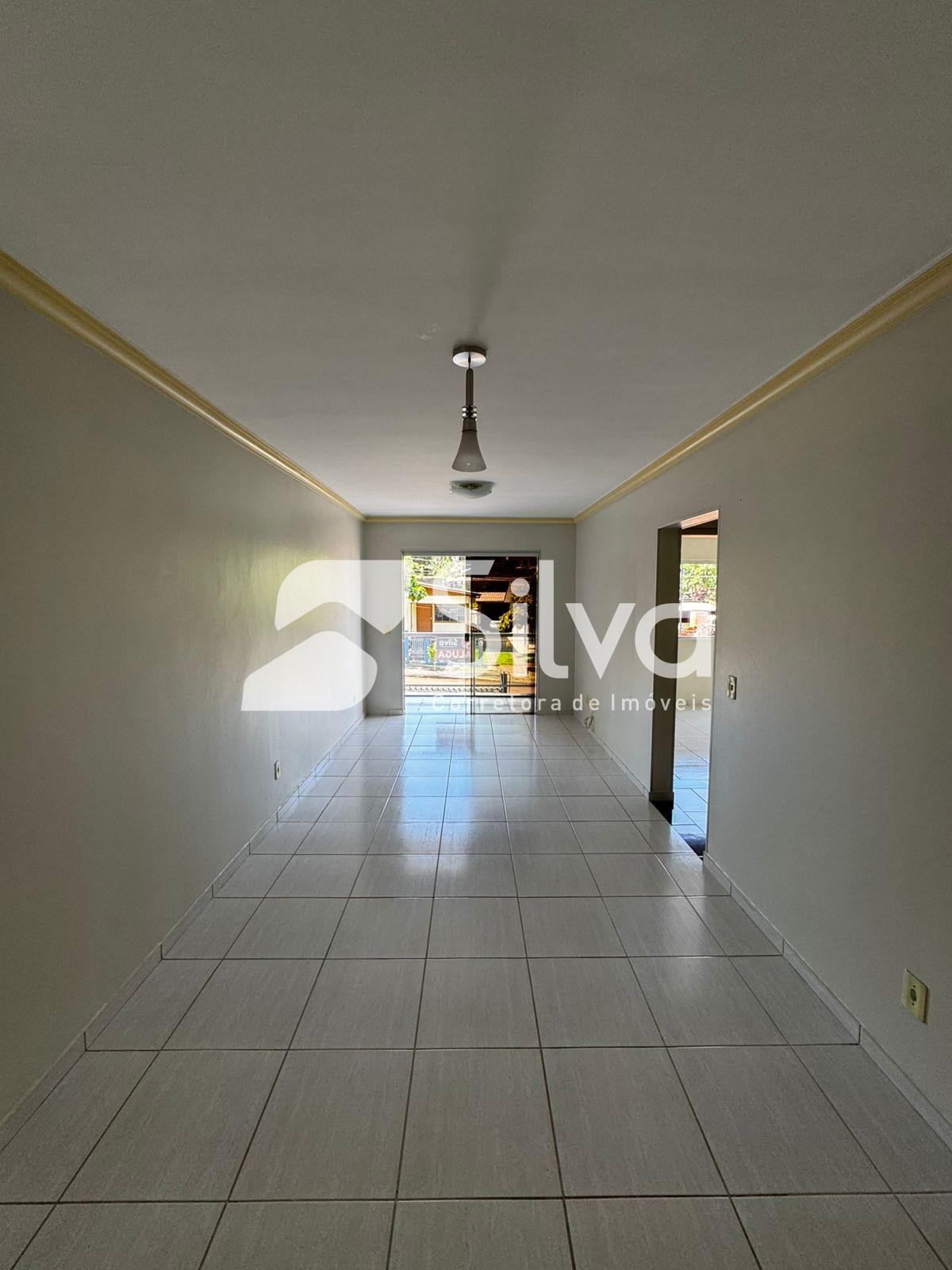 Apartamento Para Locao com 02 dormitrios - Centro Sul