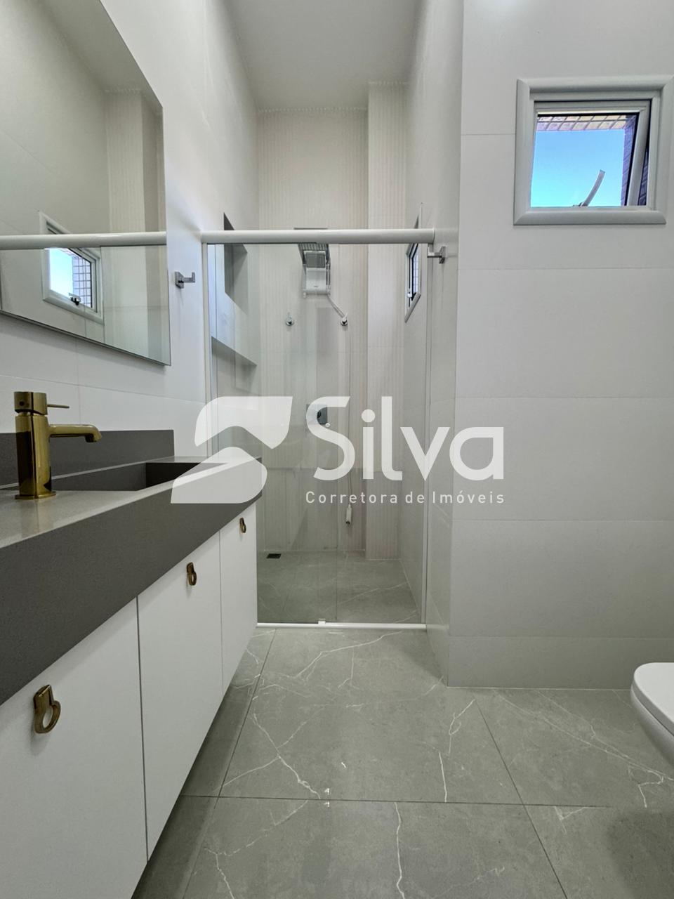 Apartamento Para Locao, Semi Mobiliado, 01 sute e 01 dormitrio - Centro