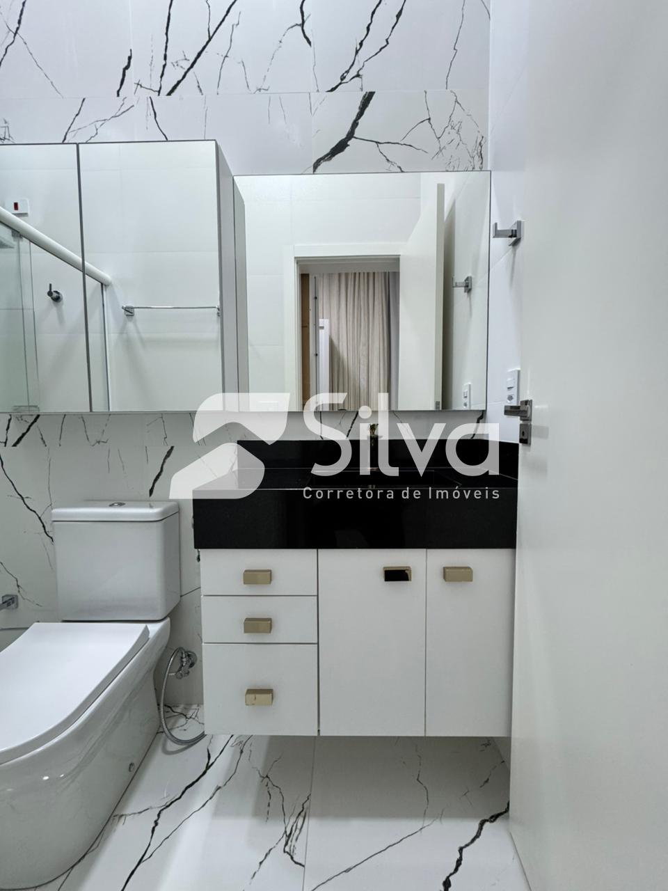 Apartamento Para Locao, Semi Mobiliado, 01 sute e 01 dormitrio - Centro