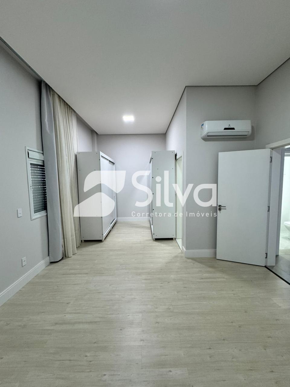 Apartamento Para Locao, Semi Mobiliado, 01 sute e 01 dormitrio - Centro