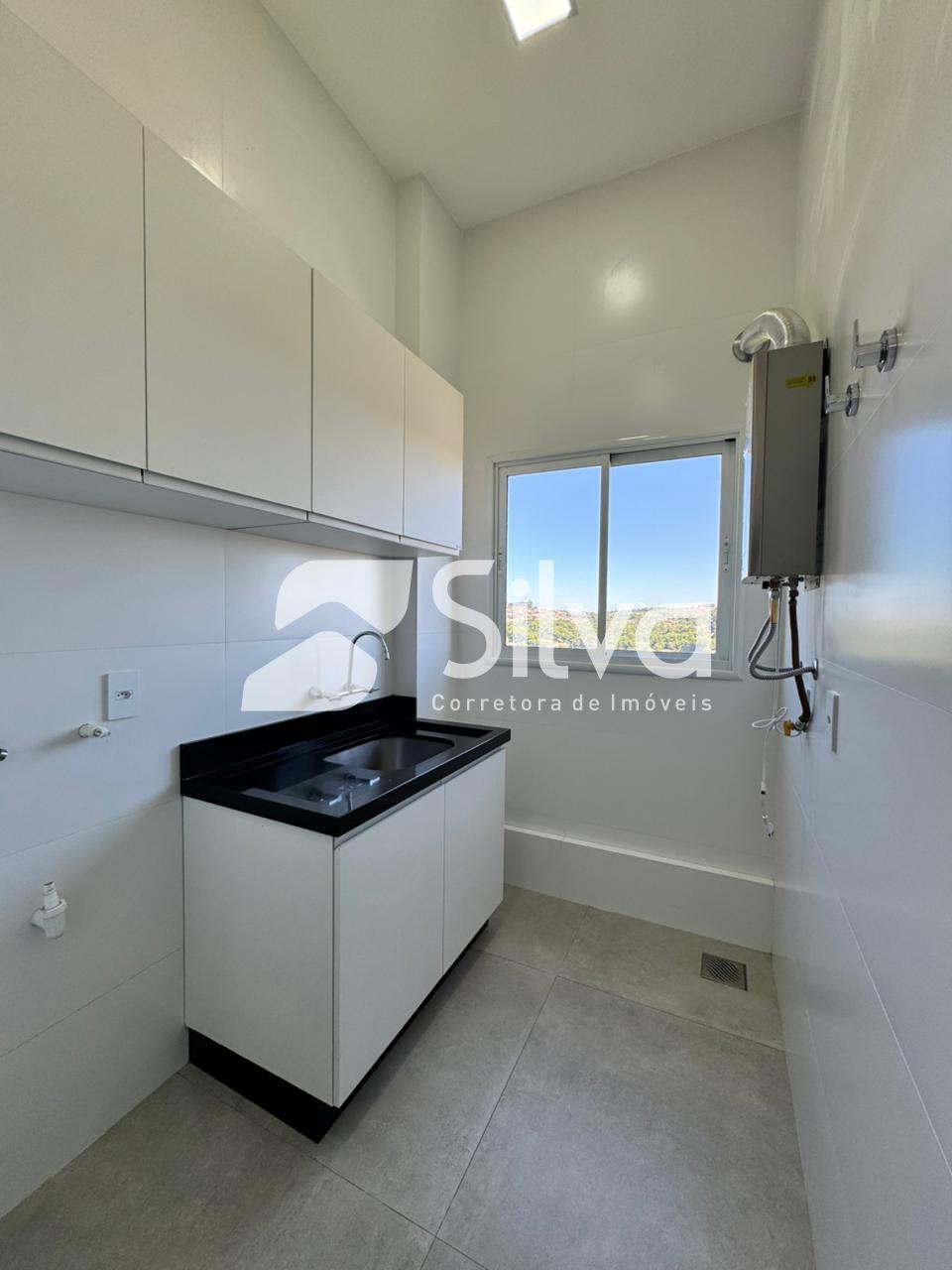 Apartamento Para Locao, Semi Mobiliado, 01 sute e 01 dormitrio - Centro