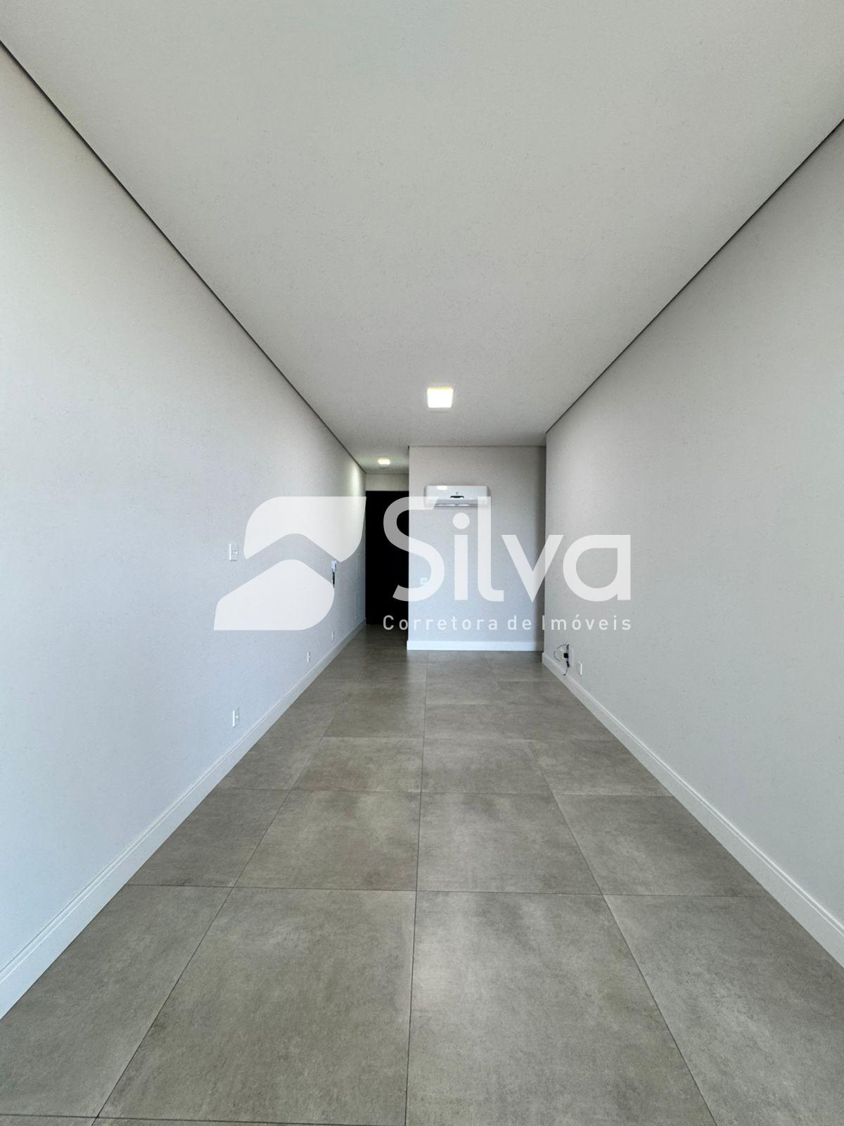 Apartamento Para Locao, Semi Mobiliado, 01 sute e 01 dormitrio - Centro