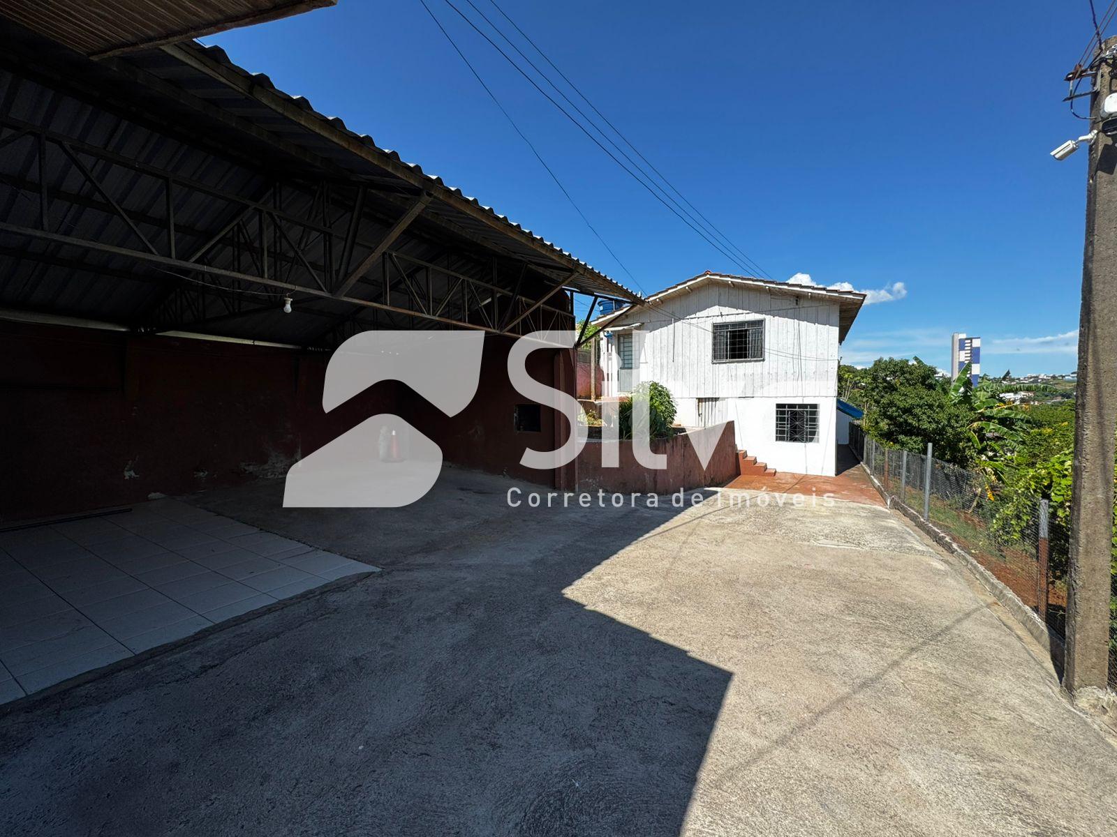 Quitinete de fundos térrea para locação - Bairro São Francisco...