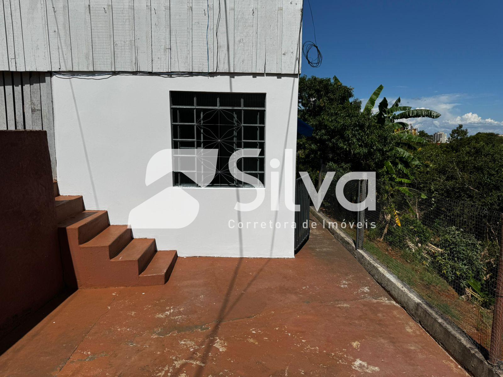Quitinete de fundos térrea para locação - Bairro São Francisco...