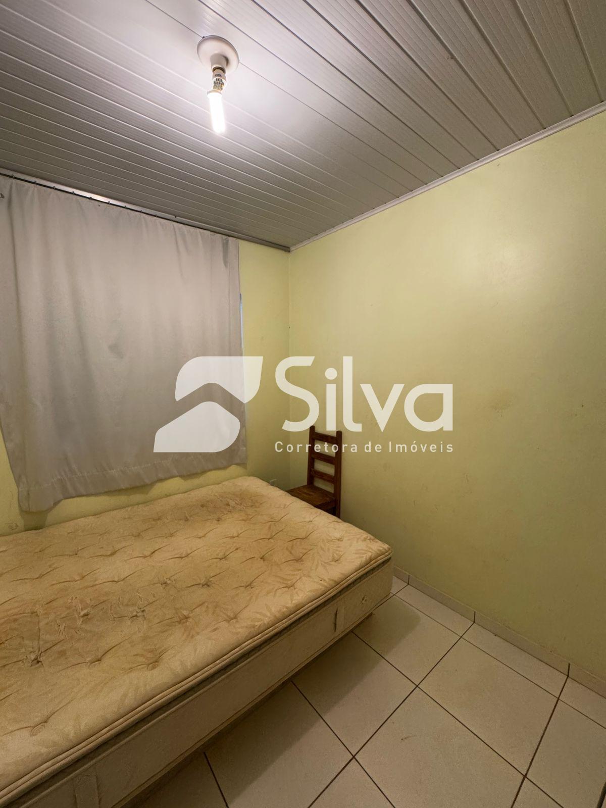 Casa a venda localizada no Alagado de Cruzeiro do Iguau-PR.