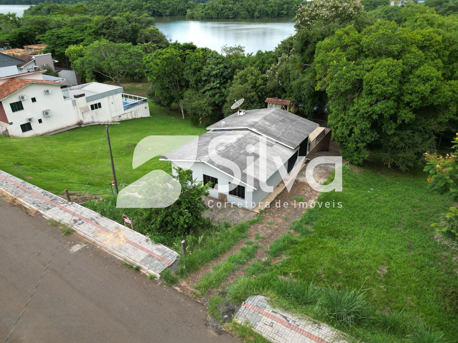 Casa a venda localizada no Alagado de Cruzeiro do Iguau-PR.