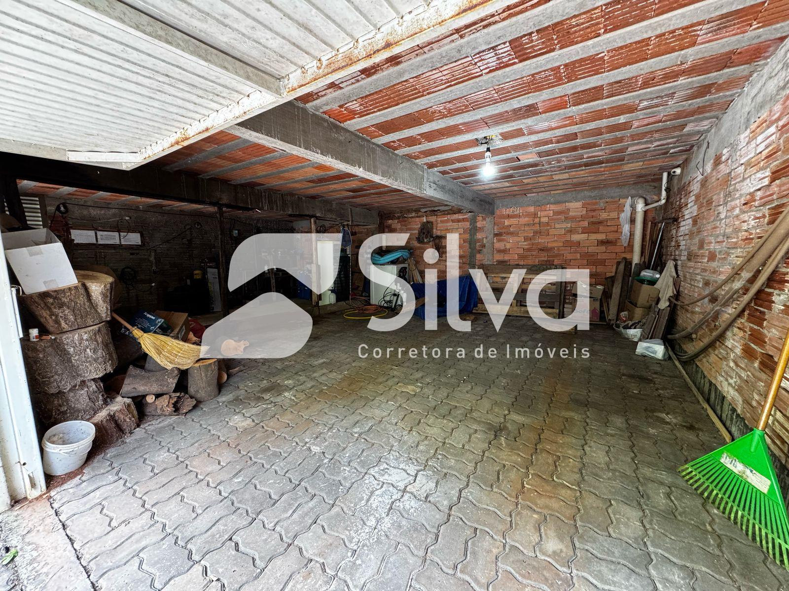 Casa a venda localizado no Alagado de Cruzeiro do Iguau-PR.