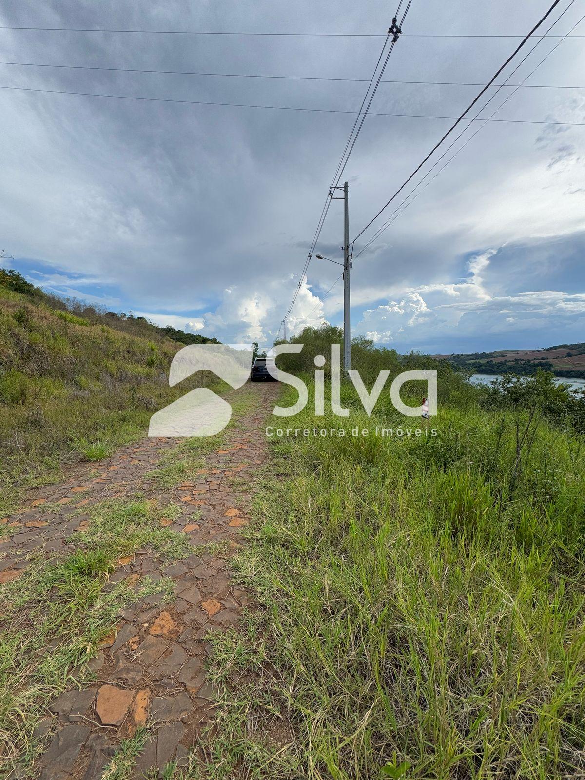 Lote a venda localizado no Alagado de Foz do Chopim-PR.