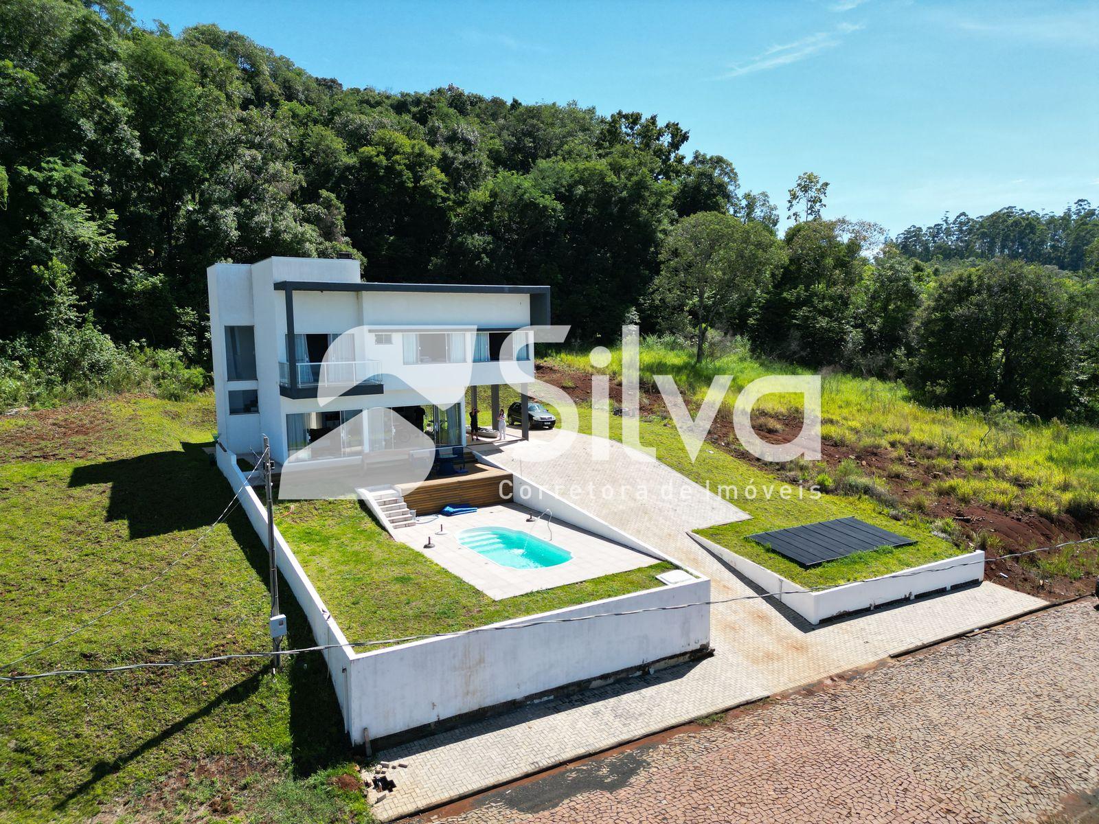 Sobrado a venda localizado no Loteamento Lago Lumini, Mangueirinha-PR.