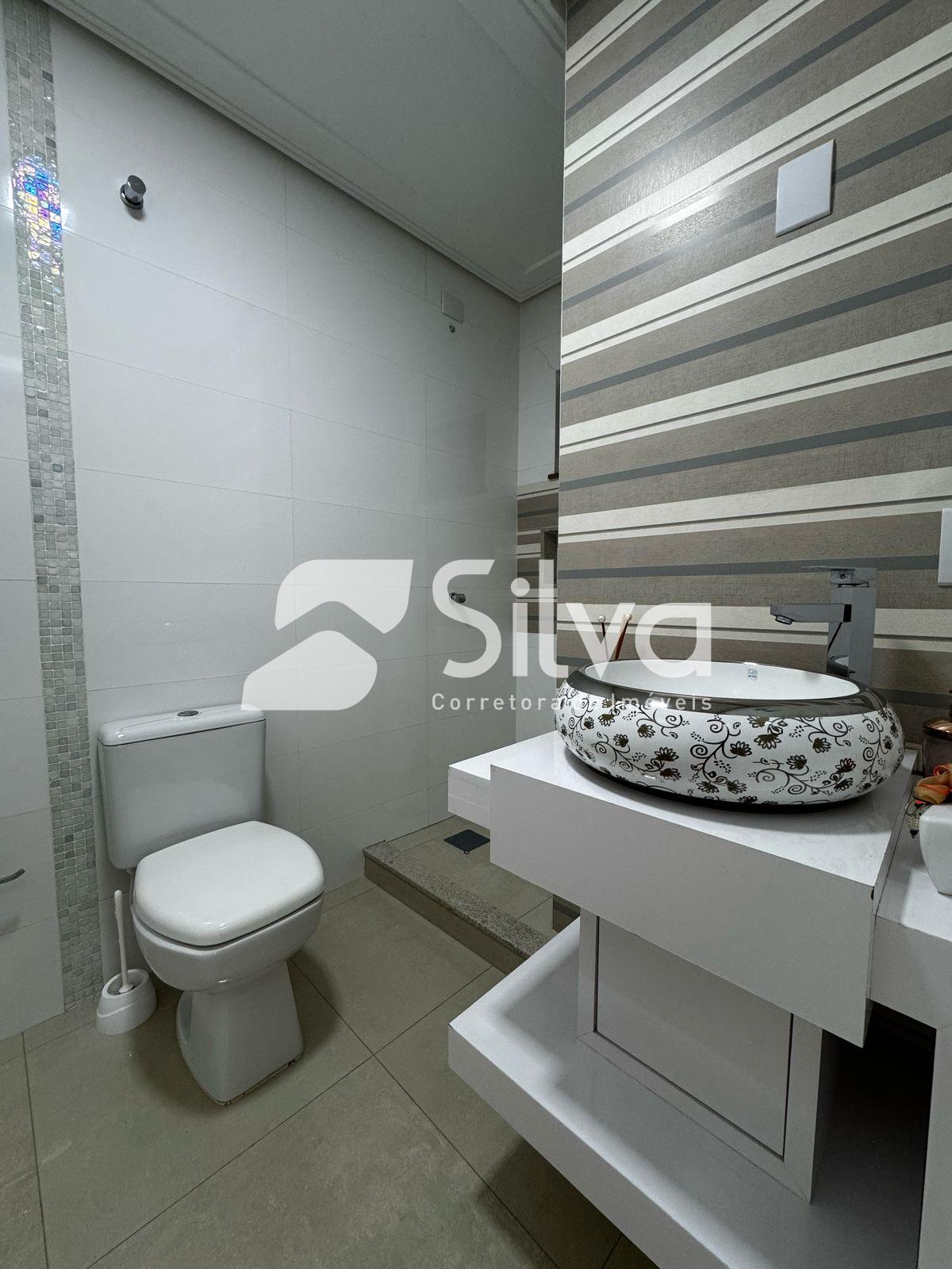 Apartamento para venda localizado no Centro, Dois Vizinhos-PR.