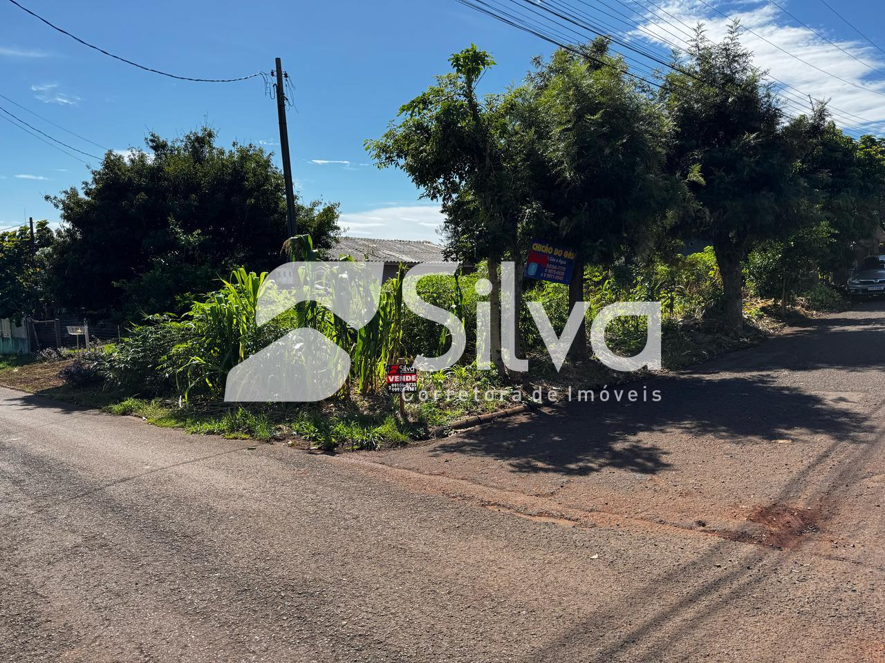 Lote a venda localizado no Bairro Jardim da Colina, Dois Vizin...
