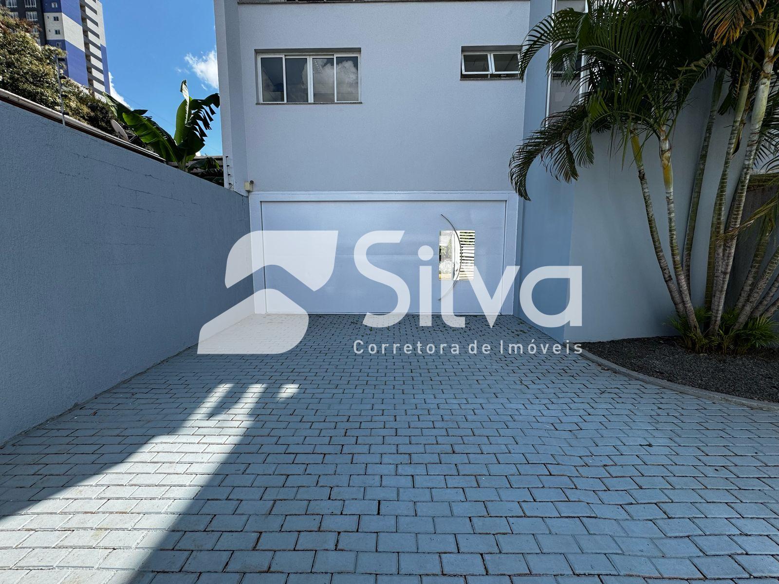 Sobrado a venda localizado no Centro Norte, Dois Vizinhos-PR.