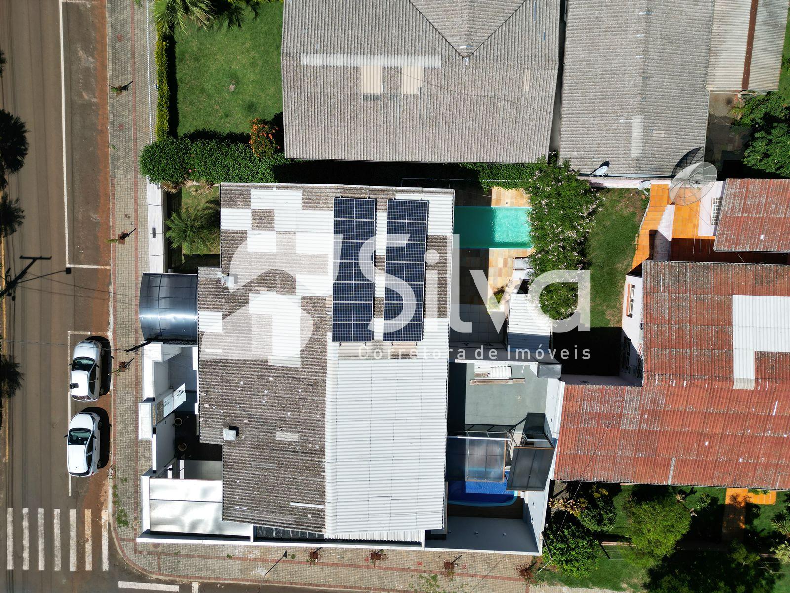 Sobrado a venda localizado no Centro, Dois Vizinhos-PR.