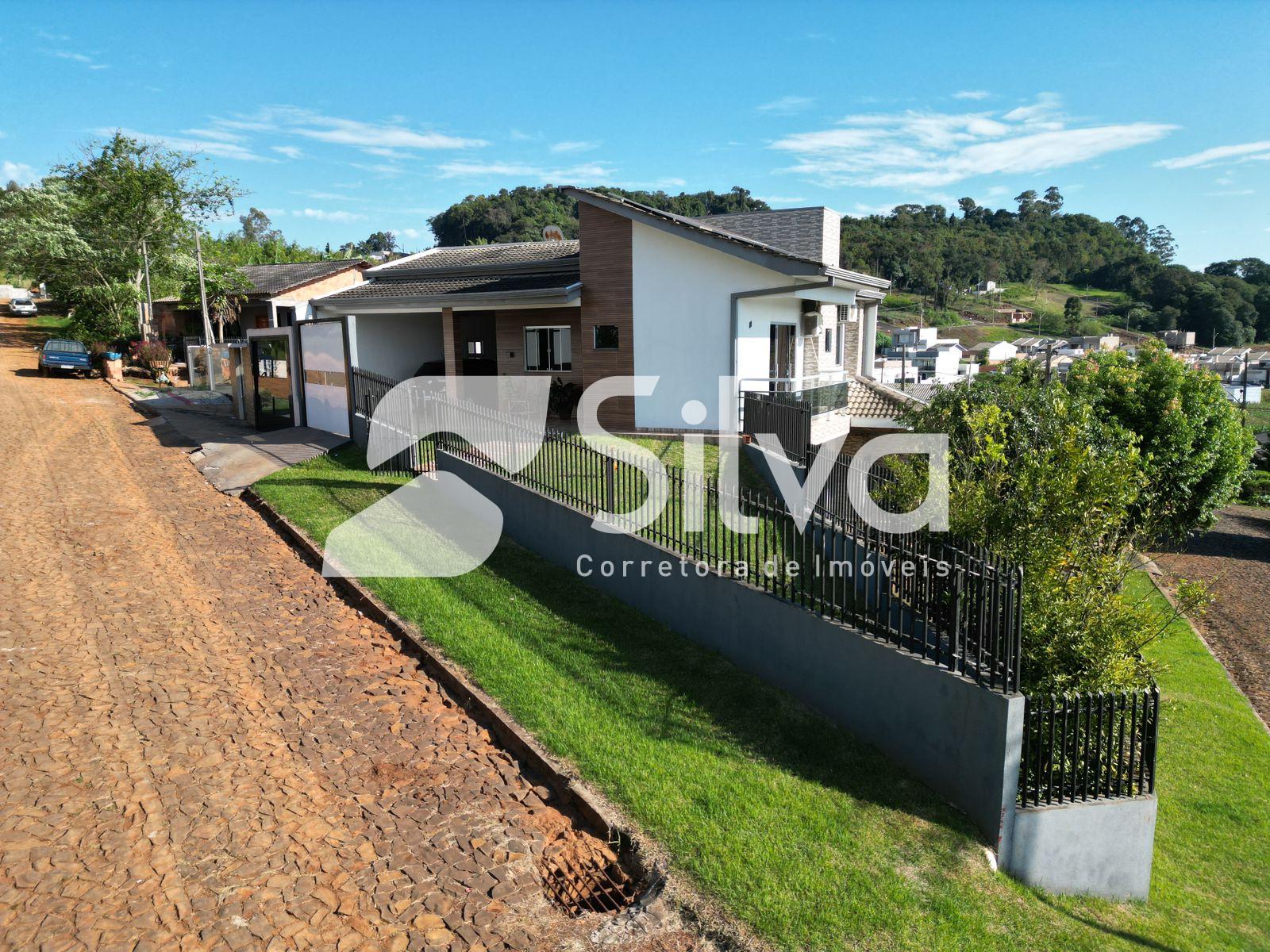 Sobrado  venda localizado no Loteamento Walendolf, Dois Vizinhos-PR.